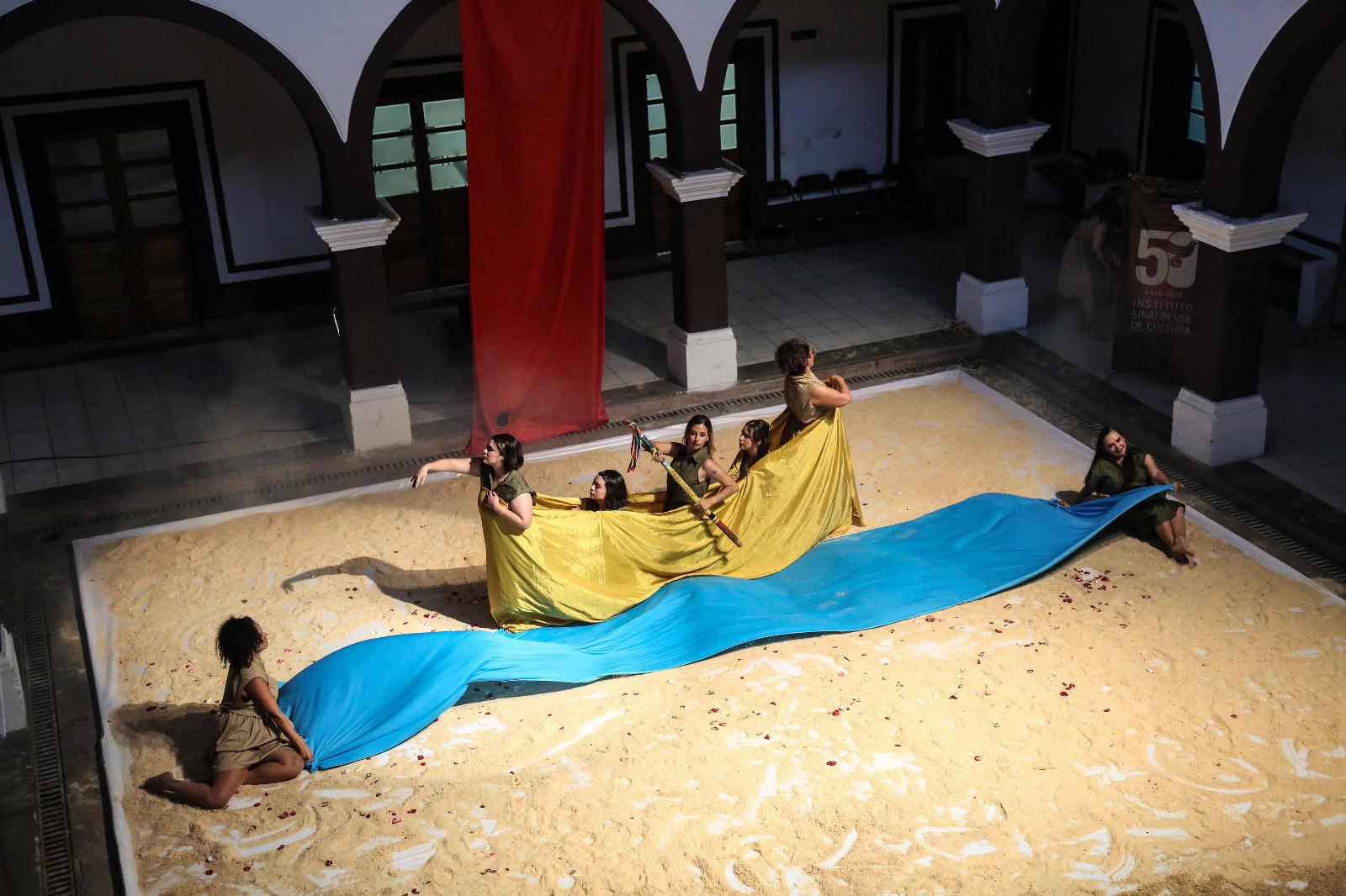 $!La historia fue abordada ante “la necesidad de generar nuevas narrativas del futuro, cuando regrese la paz”.