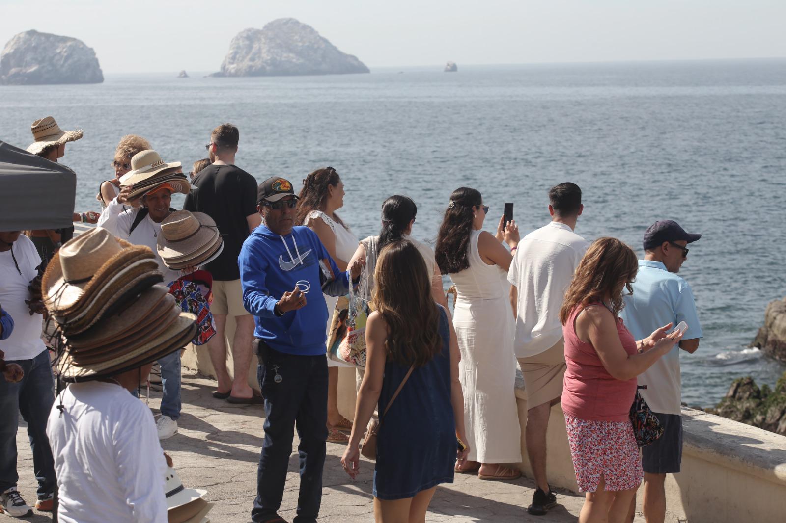 $!Trae crucero Royal Princess intensa jornada turística a Mazatlán