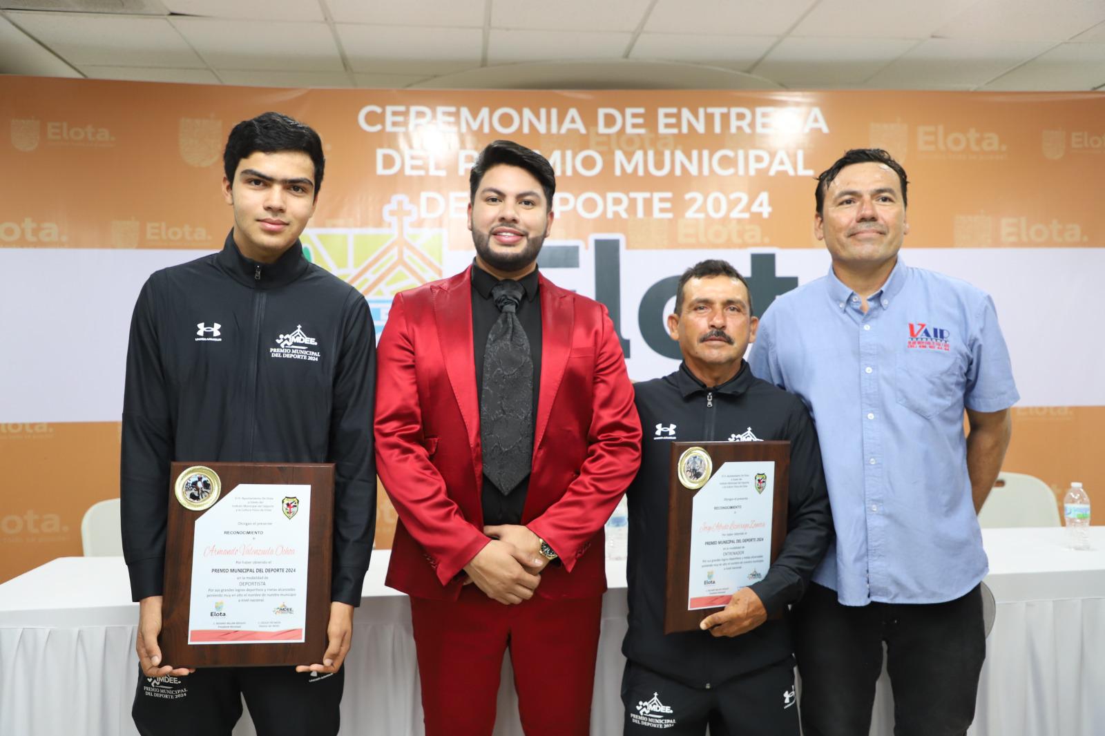 $!Armando Valenzuela Ochoa es galardonado con el Premio Municipal del Deporte Elota 2024