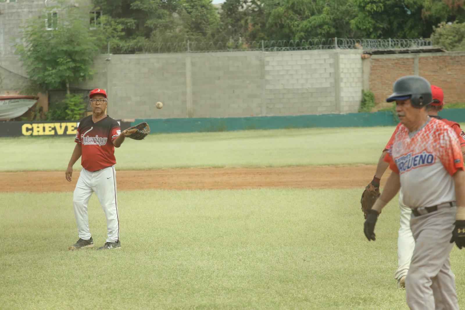 $!Rescate Marítimo no suelta la cima de la Liga Supermáster B