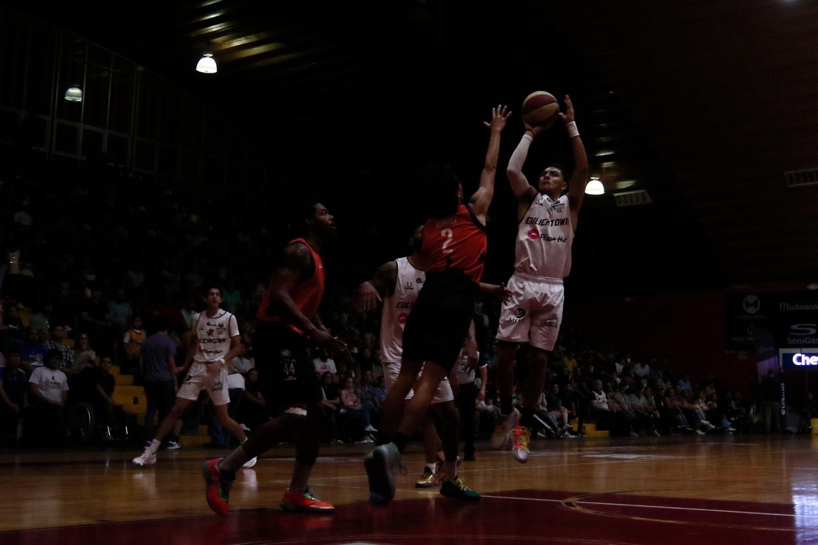 $!Pioneros supera de visita a Caballeros para emparejar la serie de playoffs