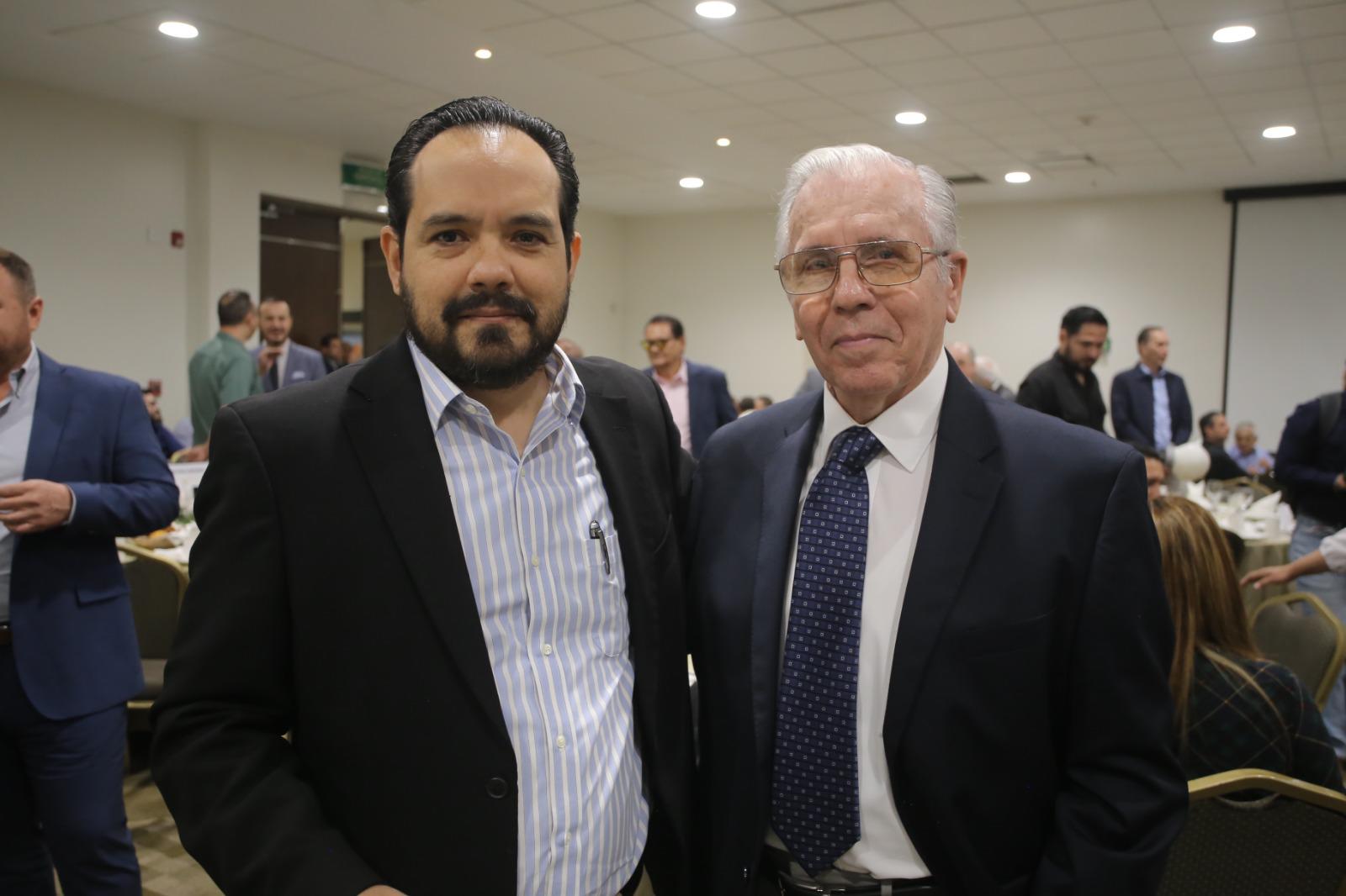 $!Enrique Ibarra Calderón y Alfonso Schmidt.