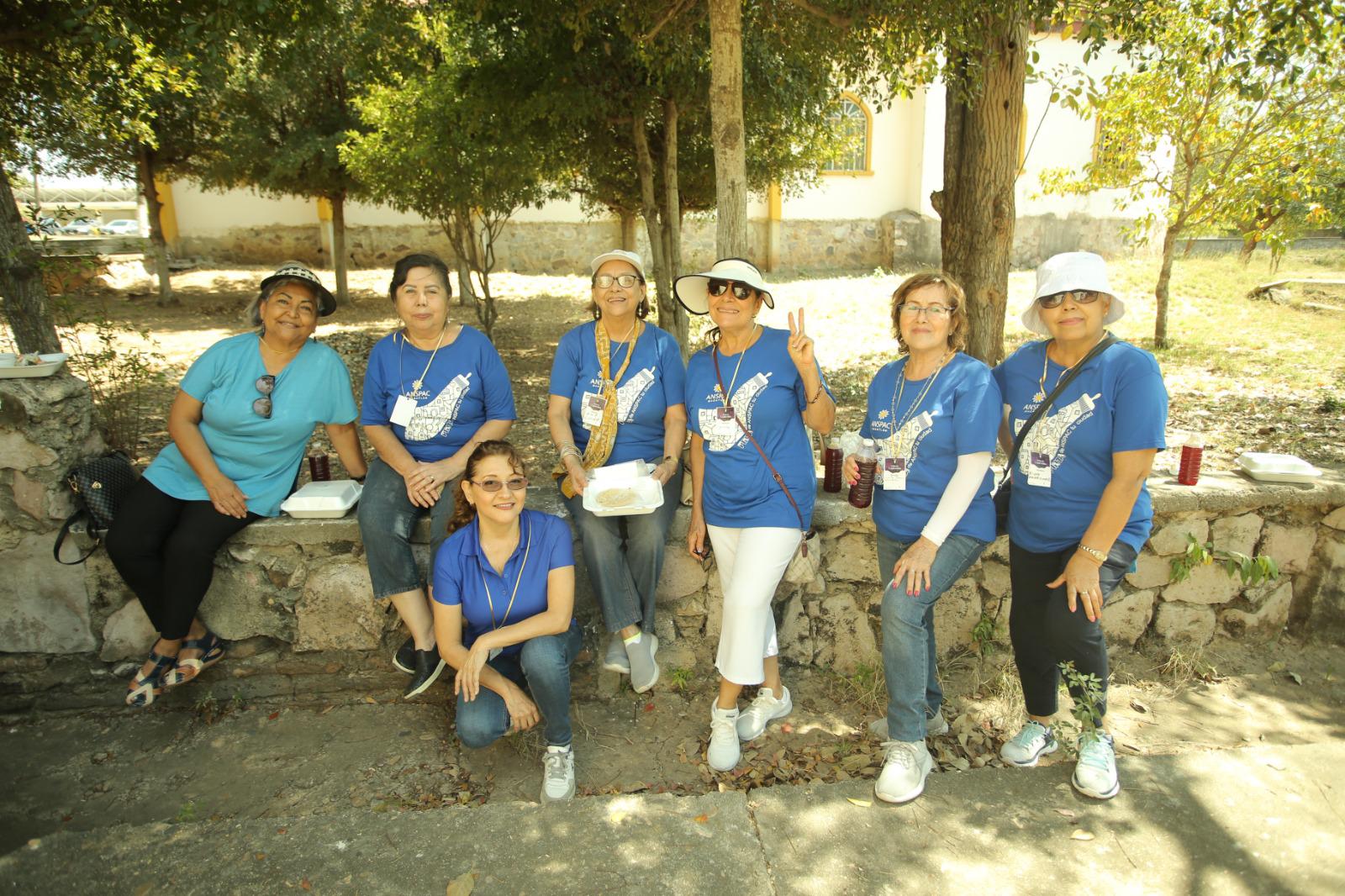 $!Hilda García, Rita Martínez, Adriana Arciga, Ana Luisa Lizárraga, Clarita Lizárraga, Lupita Osuna y Silvia Rodríguez, de la Unidad Jubilados y Pensionados.