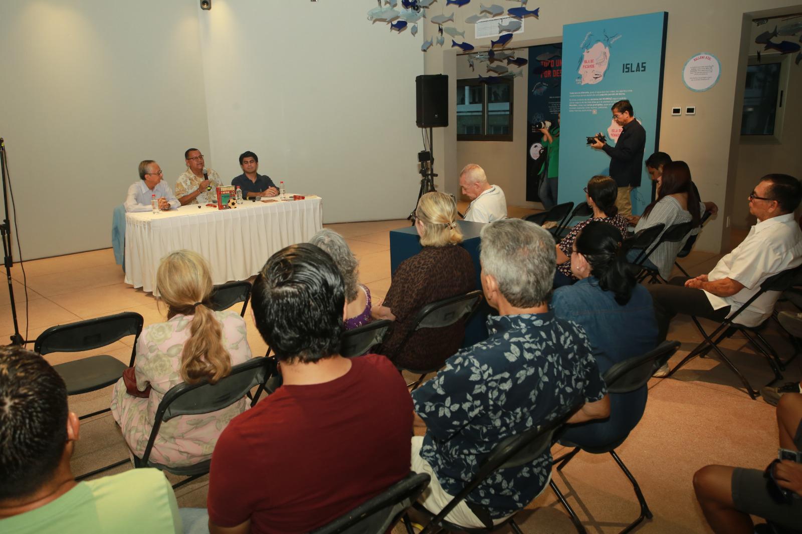 $!Los asistentes disfrutaron de una amena conversación sobre deporte, cultura y turismo en Mazatlán.