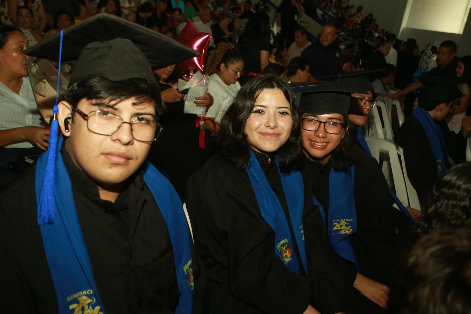 $!Juan Alberto Rodríguez, Imelda Rodríguez y José López.