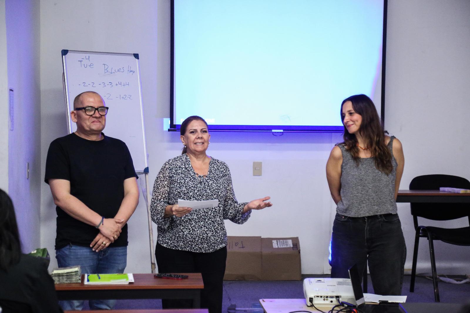 $!Claudia Apodaca, directora de Formación y Capacitación, dio la bienvenida.