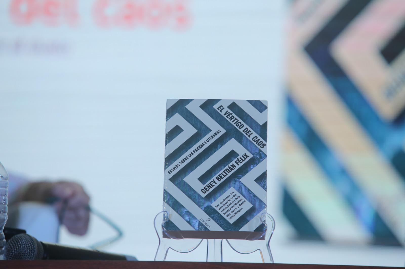 $!Esta es la portada del libro presentado.