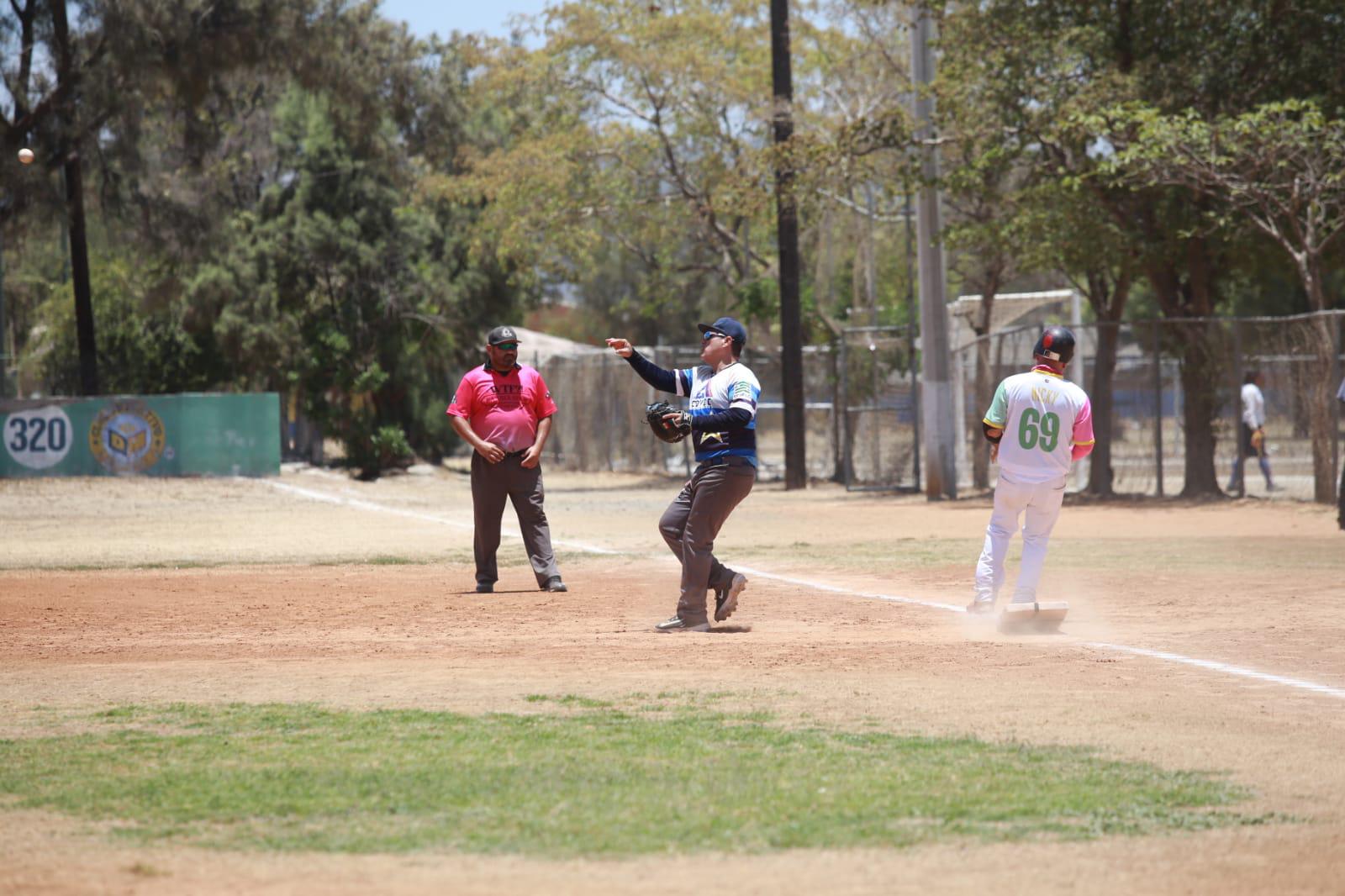 $!Halcones-Turismo obliga un tercer juego en final de Beisbol 40 Años