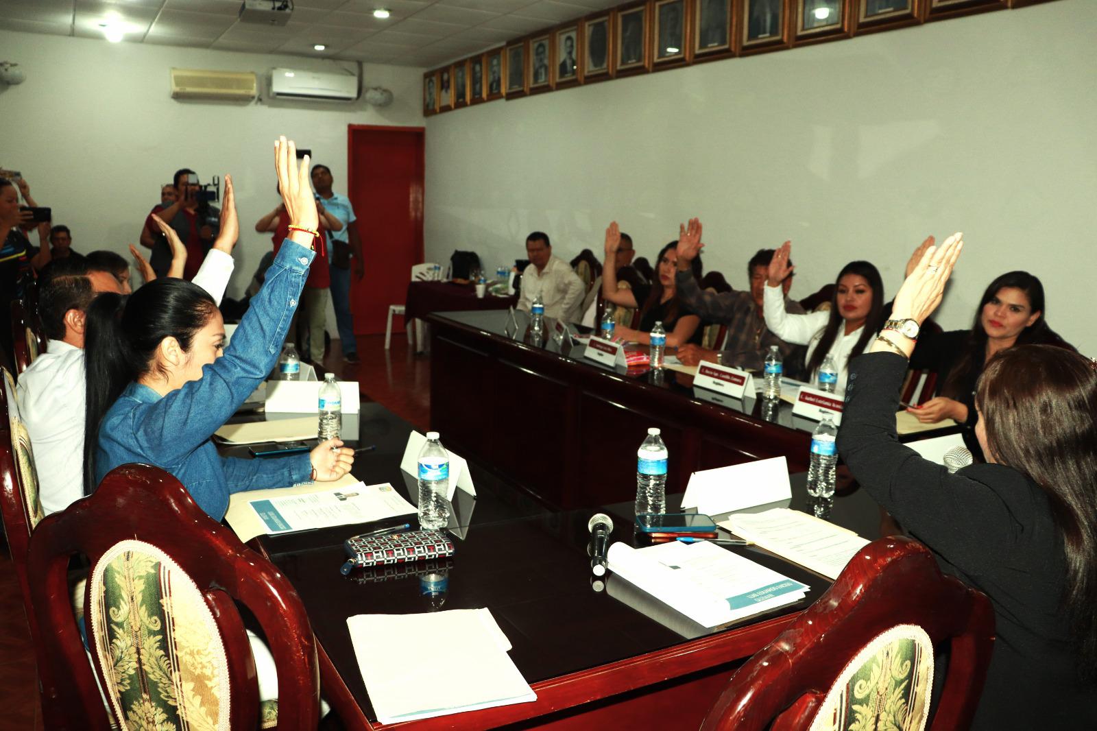 $!Luis Eduardo Enciso es el nuevo Secretario del Ayuntamiento de Escuinapa