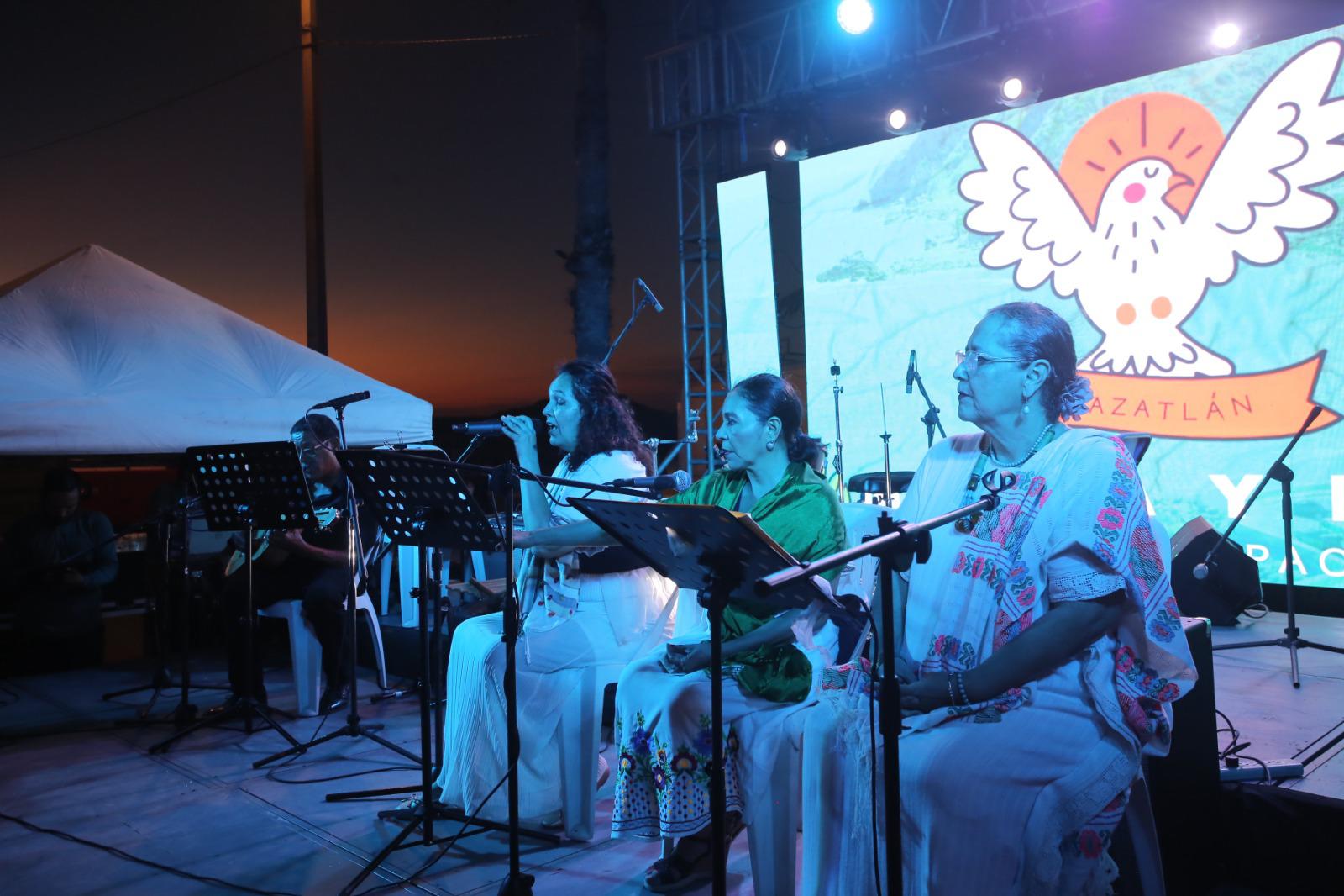 $!Combinan artistas locales música y paz en concierto cultural en Mazatlán