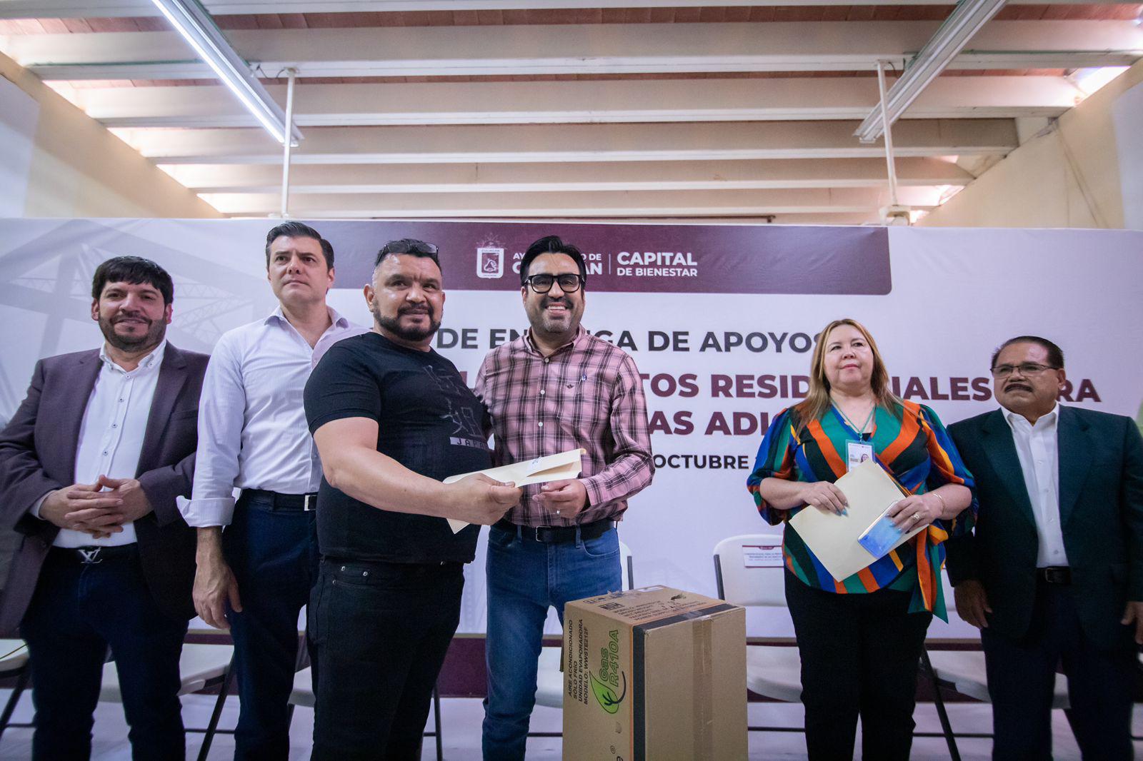 $!Entrega Gobierno de Culiacán apoyos en especie a centros de tratamiento de adicciones