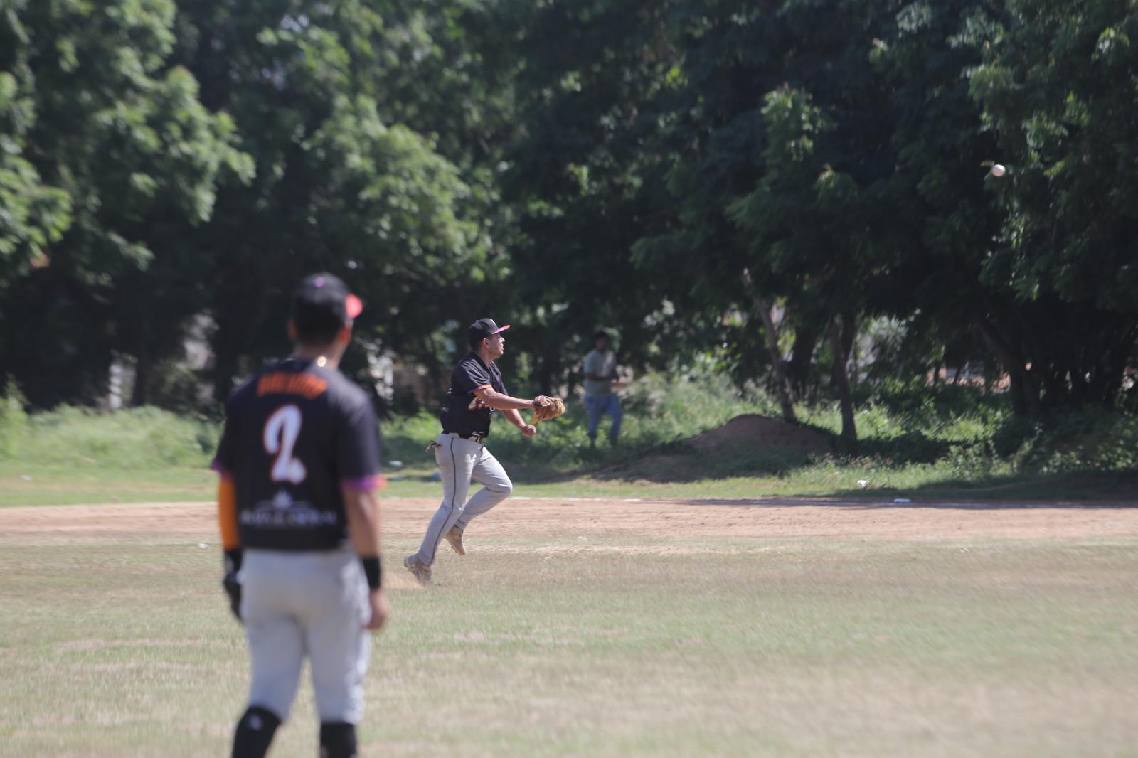 $!La novena de 31 Deportes gana y cita a Radiadores Toño en duelo por el liderato