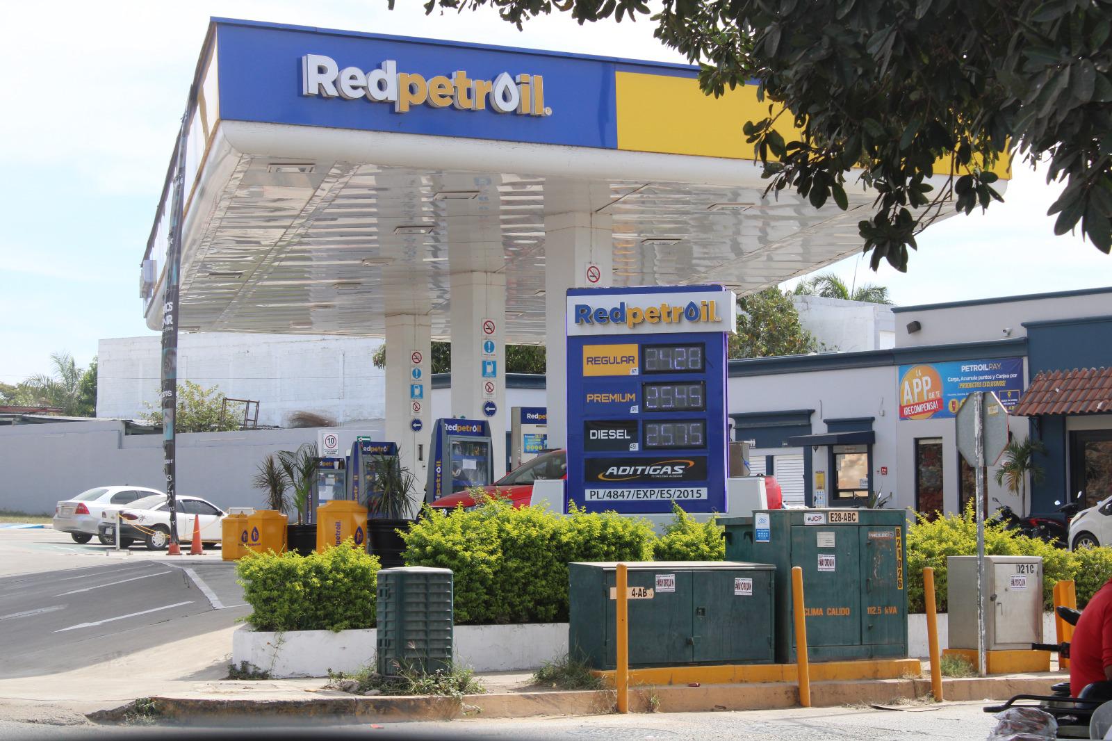 $!Gasolina sufre nuevo incremento y supera los $24 pesos en menos de un mes en Rosario