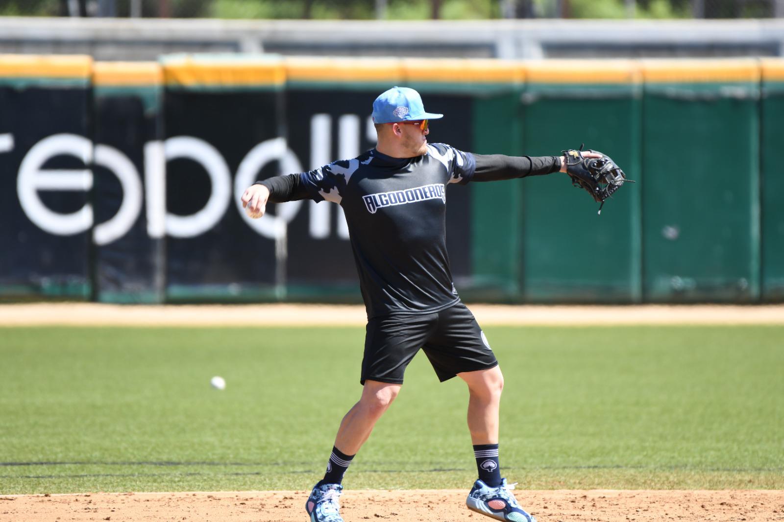$!Ian Medina y Randy Delgado se unen al entrenamiento de Algodoneros