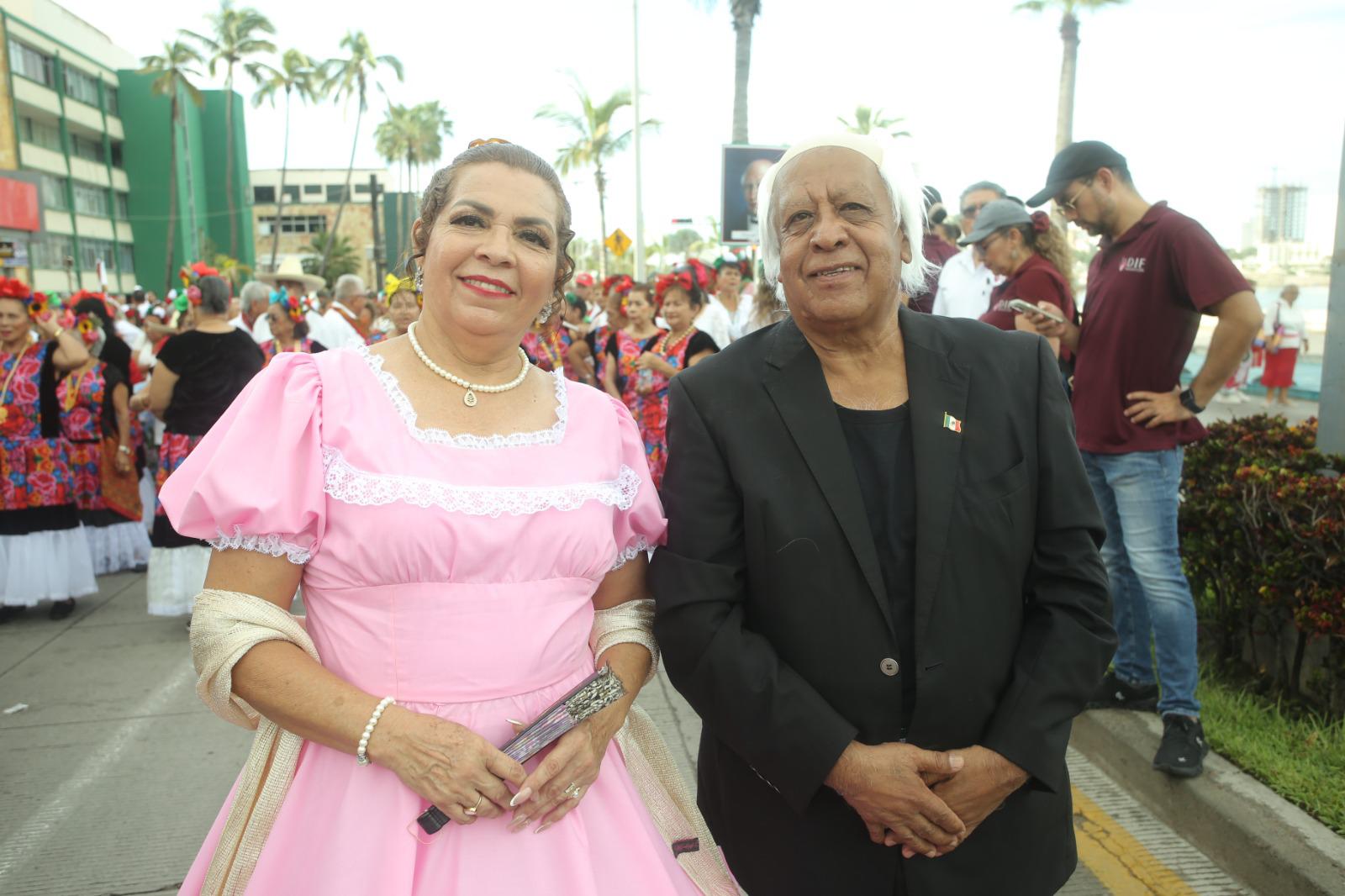 $!María del Rosario Salazar y Manuel Trejo.