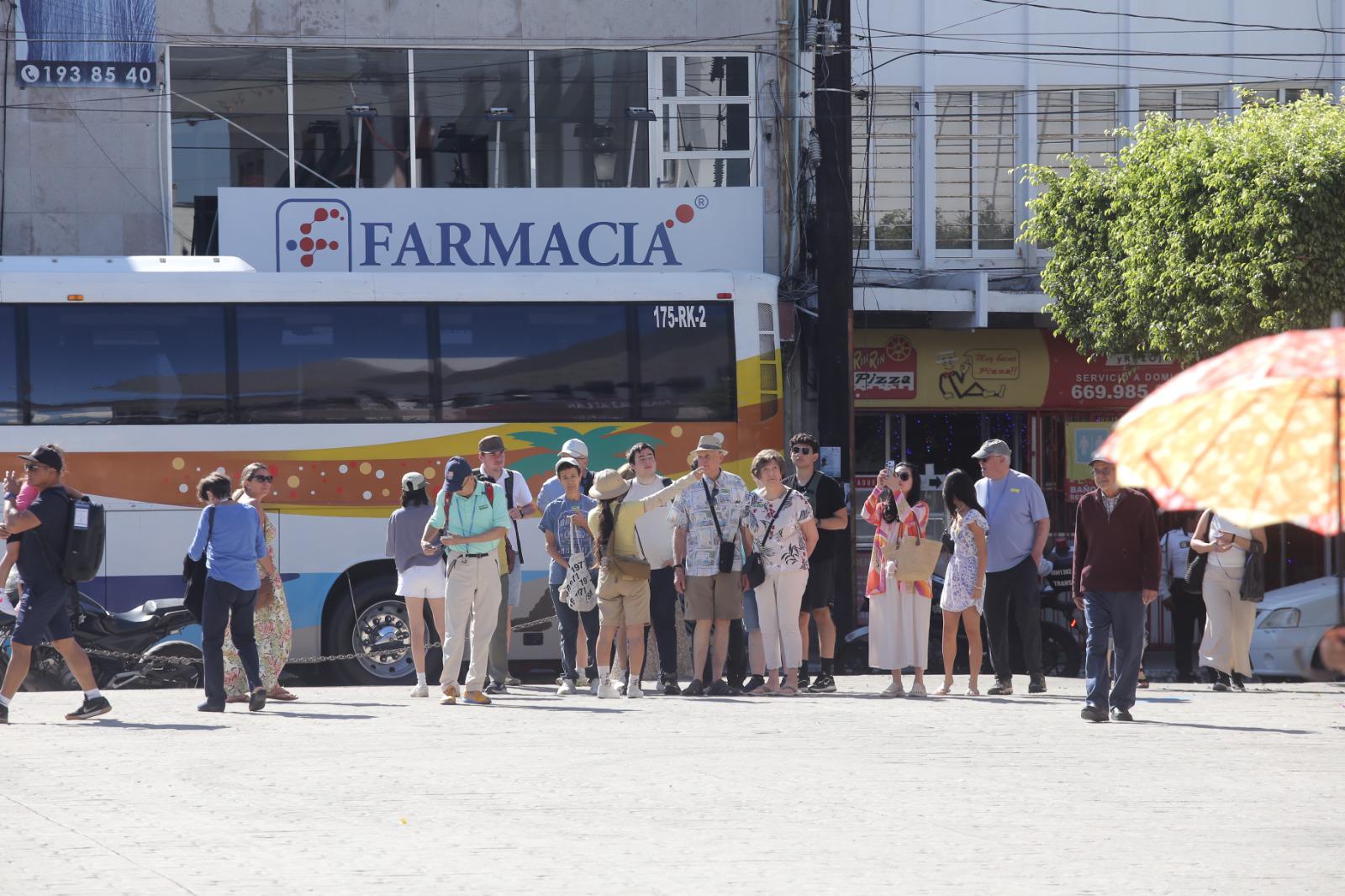 $!Llegarán este miércoles 3 cruceros a Mazatlán con más de 8 mil pasajeros