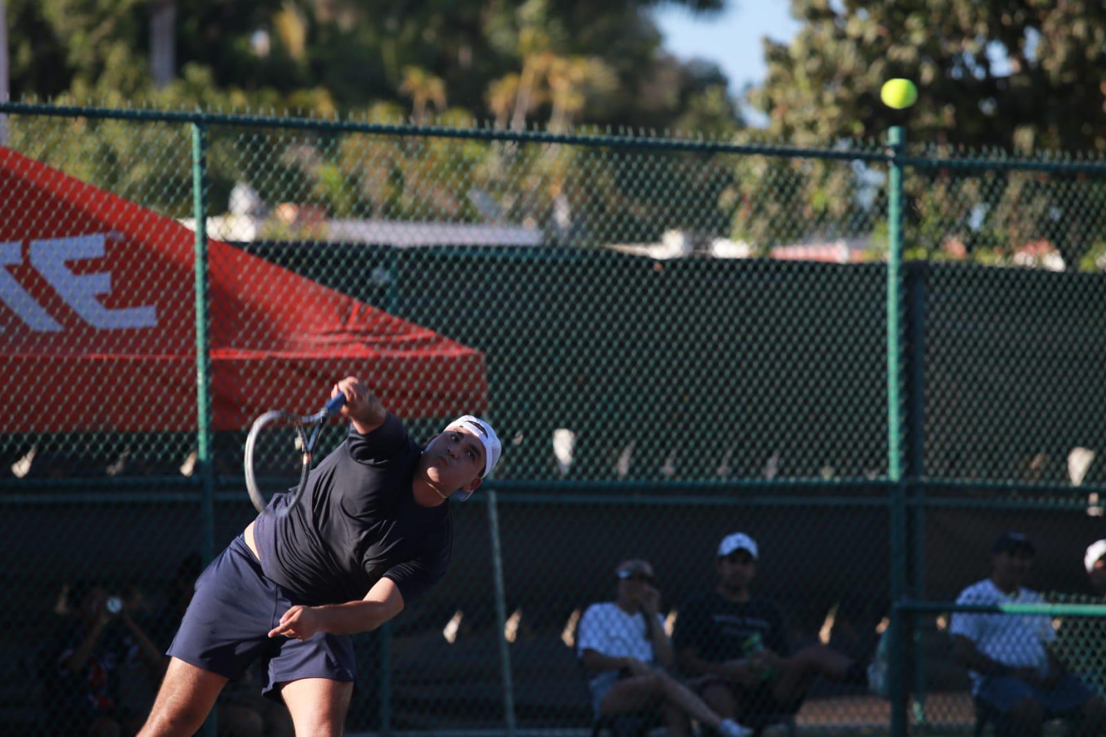 $!Suman tenistas valiosos triunfos en Copa Amstel Ultra