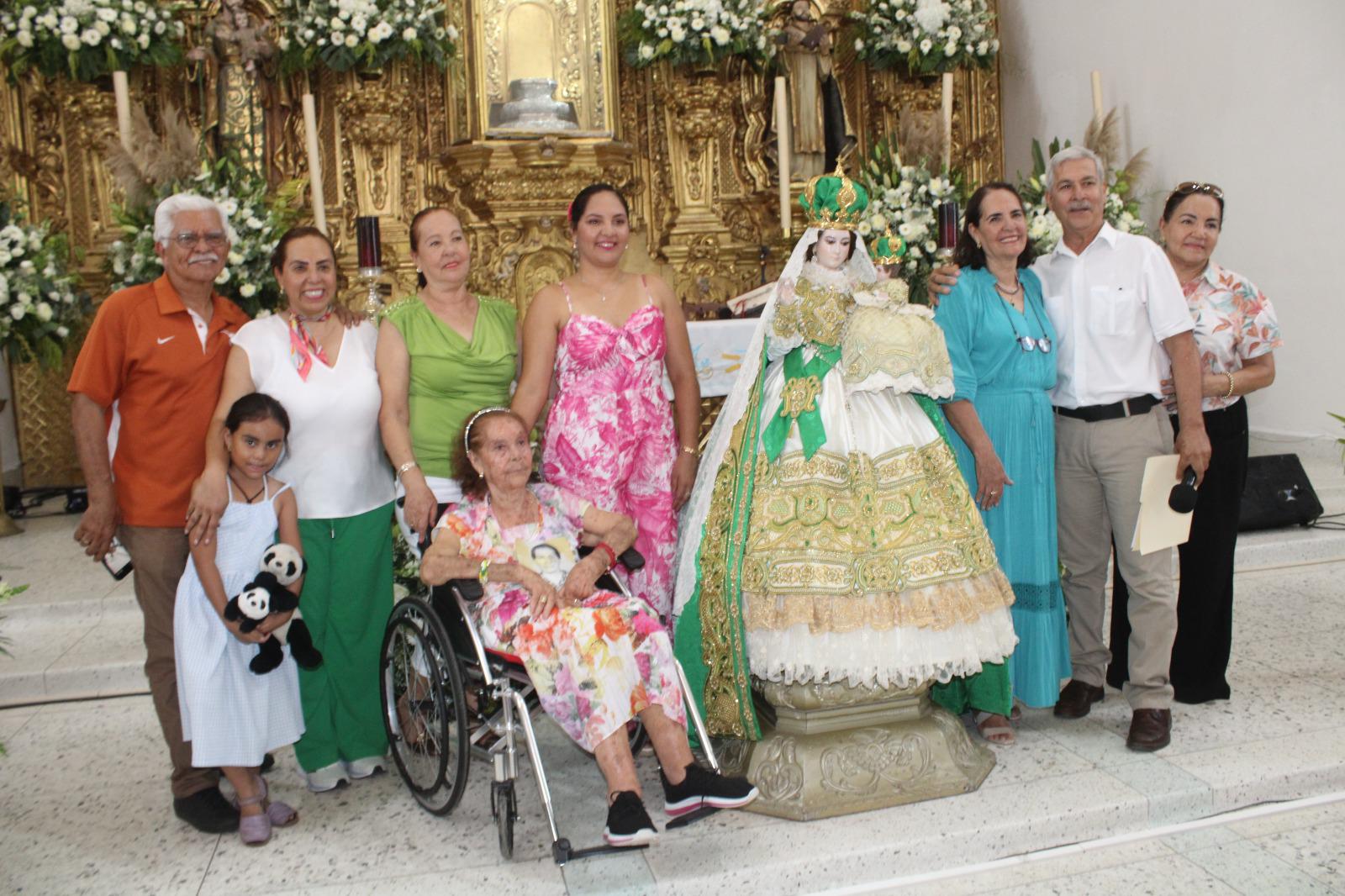 $!Visten a la Virgen del Rosario como madre de la fe y la esperanza para su solemnidad 2025