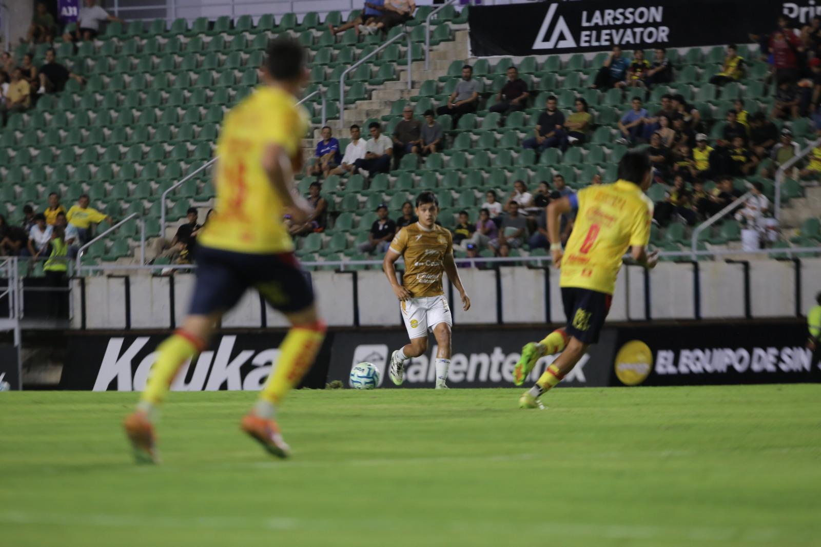 $!Dorados deja ir el empate desde el penal y cae 0-1 ante Atlético Morelia en Mazatlán