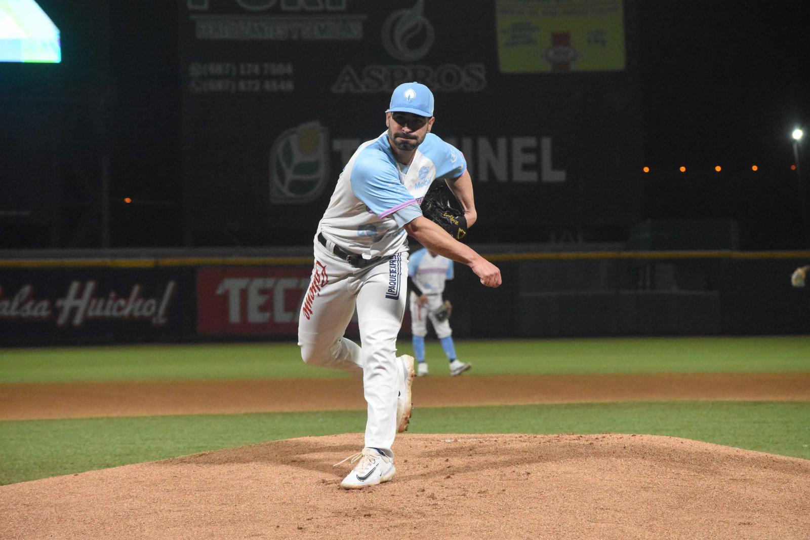 $!Águilas de Mexicali logra la proeza y se instala en las semifinales