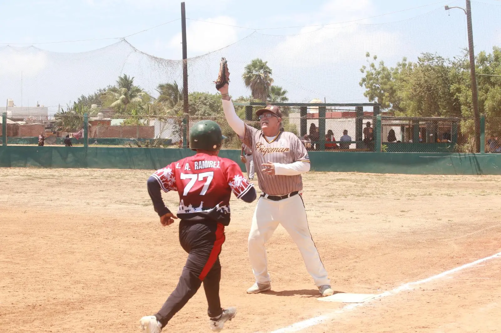 $!Frigomar es sorprendido en Liga de Beisbol Supermáster A, en Club Sarabia