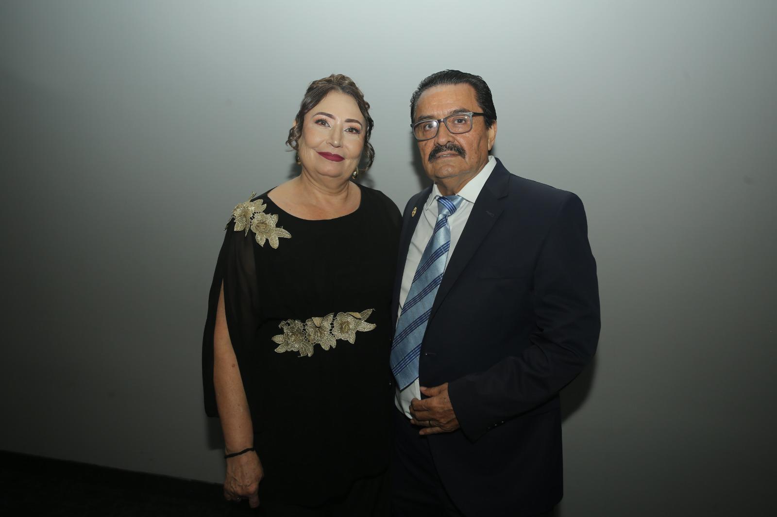 $!Elizabeth Iturralde de Gallardo y Héctor Manuel Gallardo Márquez