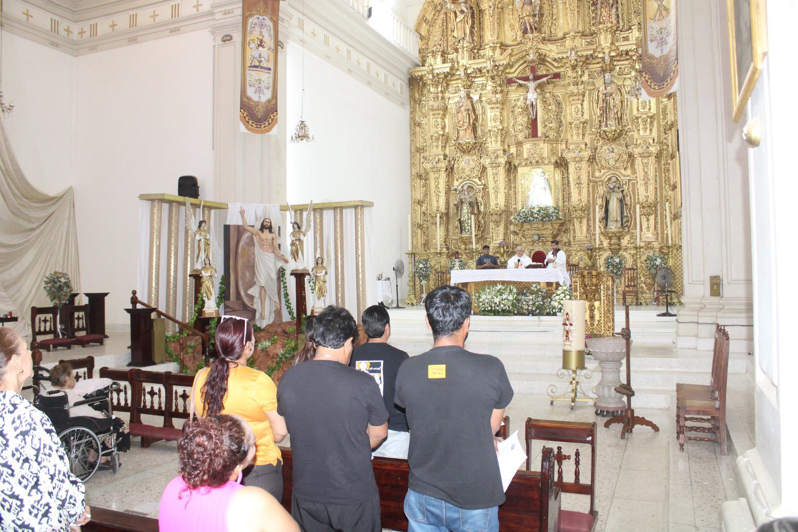 $!Ofrecen misa por el regreso de jóvenes desaparecidos, en Rosario