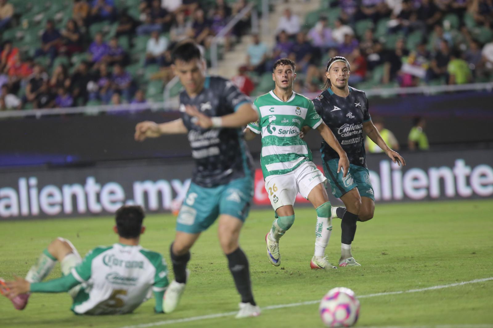 $!Mazatlán FC rescata un agónico empate en casa ante Santos Laguna y evita la catástrofe