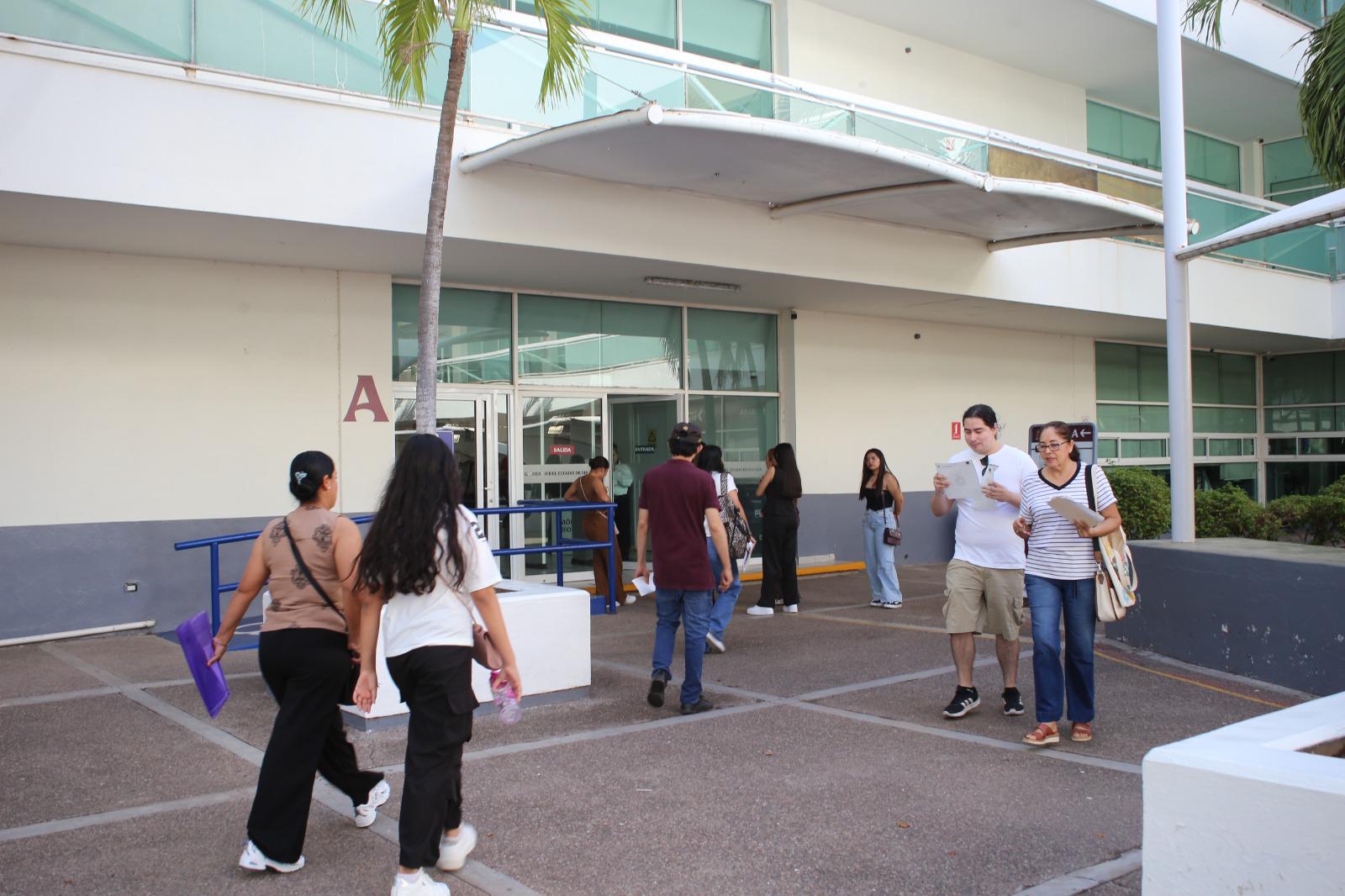 $!Regresan a labores empleados estatales y municipales tras concluir vacaciones de verano