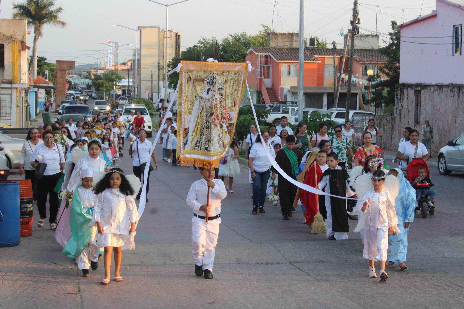 $!Retorna la Virgen del Rosario a su retablo en medio de la fiesta de Todos los Santos