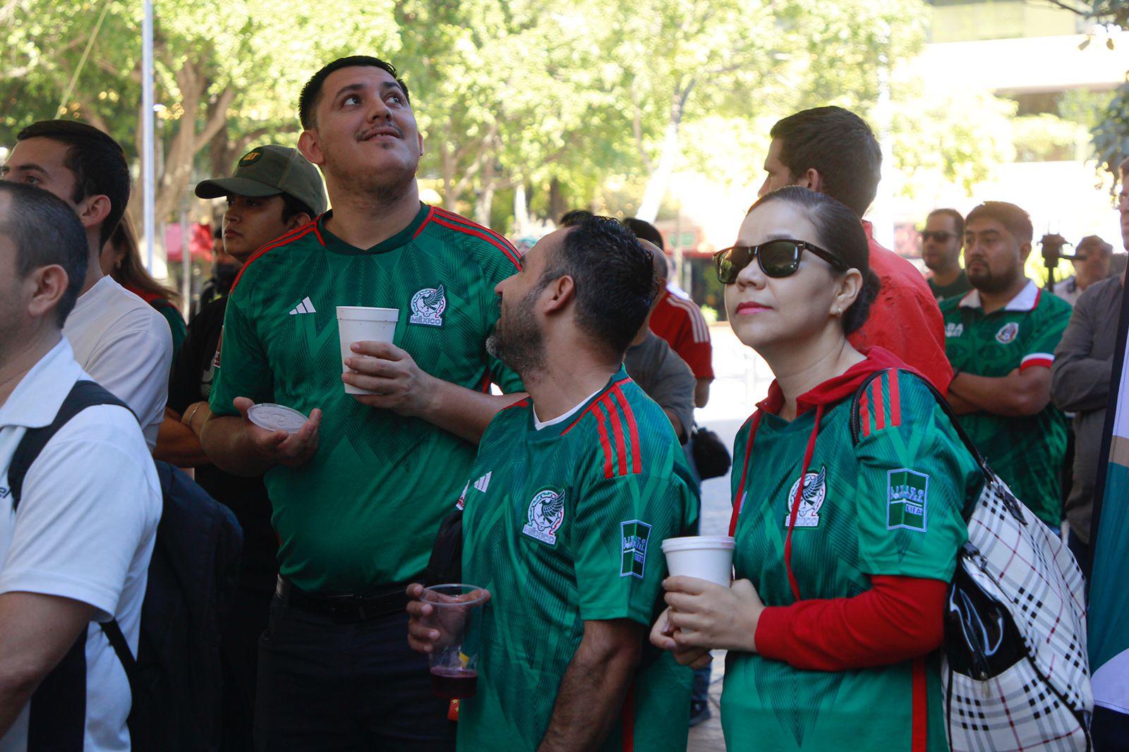 $!Gobierno de Culiacán instala pantalla para transmitir el primer juego de México en Qatar