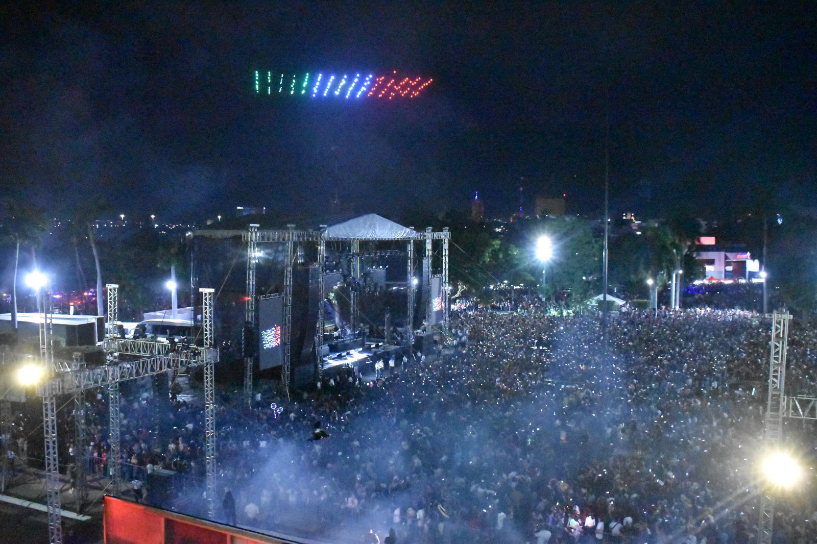 $!Gritan sinaloenses ¡Viva México!