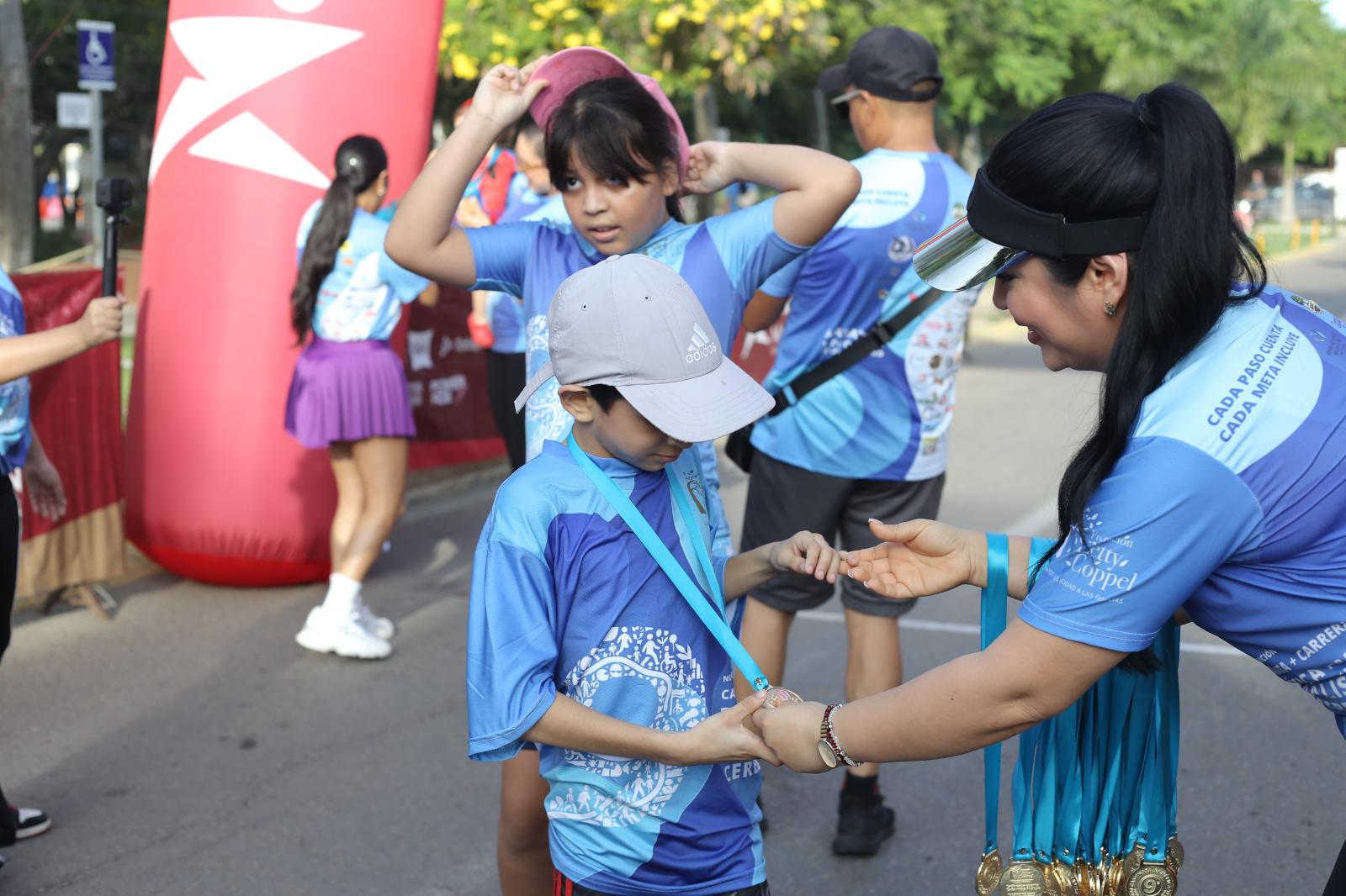 $!¡Inclusión y solidaridad! Mazatlán corre con el corazón en Carrera por la Parálisis Cerebral