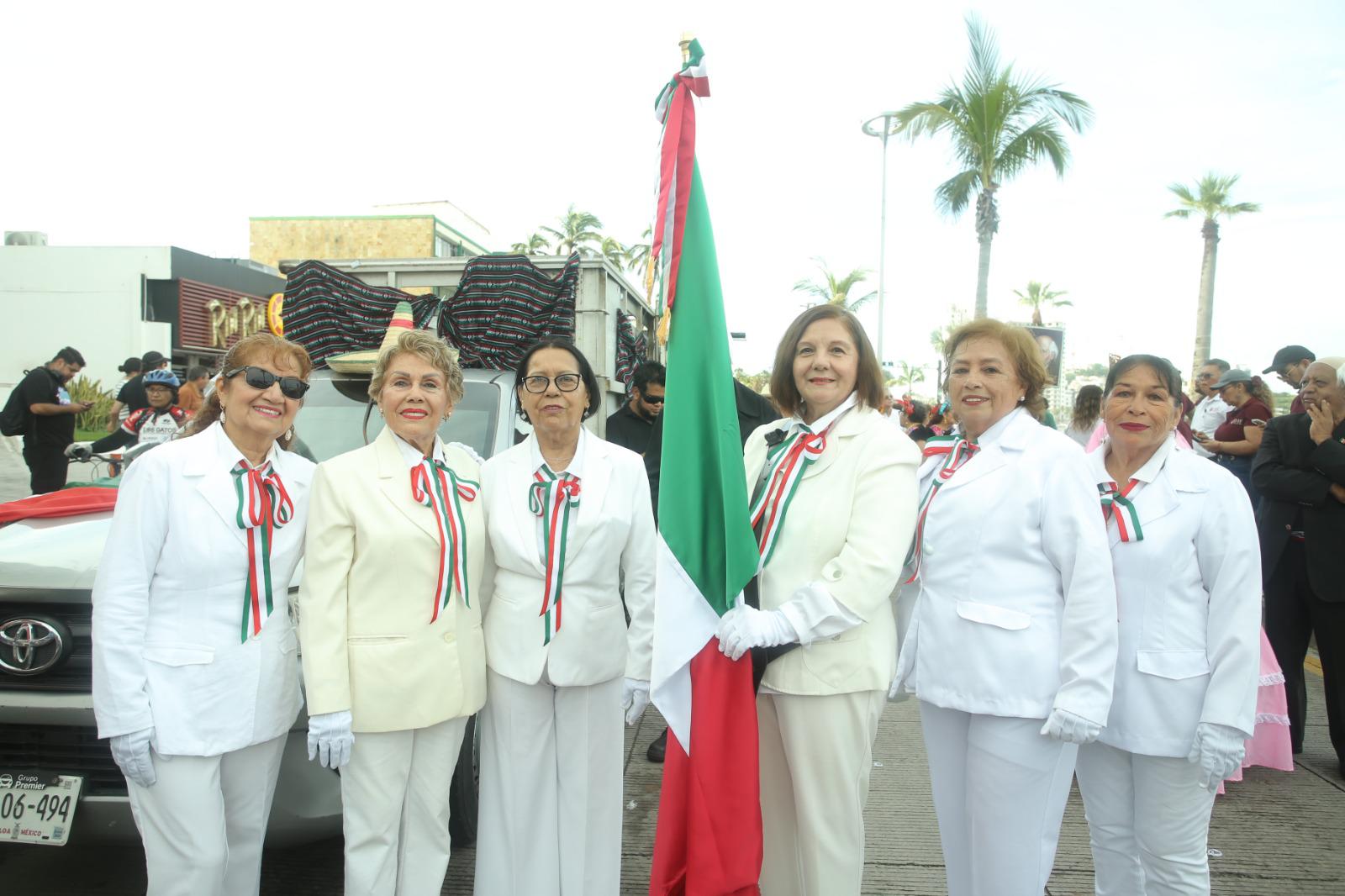 $!Lucila García, Ercilia Cutiño, Eva Betancourt, Luz Otilia Mendoza, Irma Espinoza y Lupita Luna.