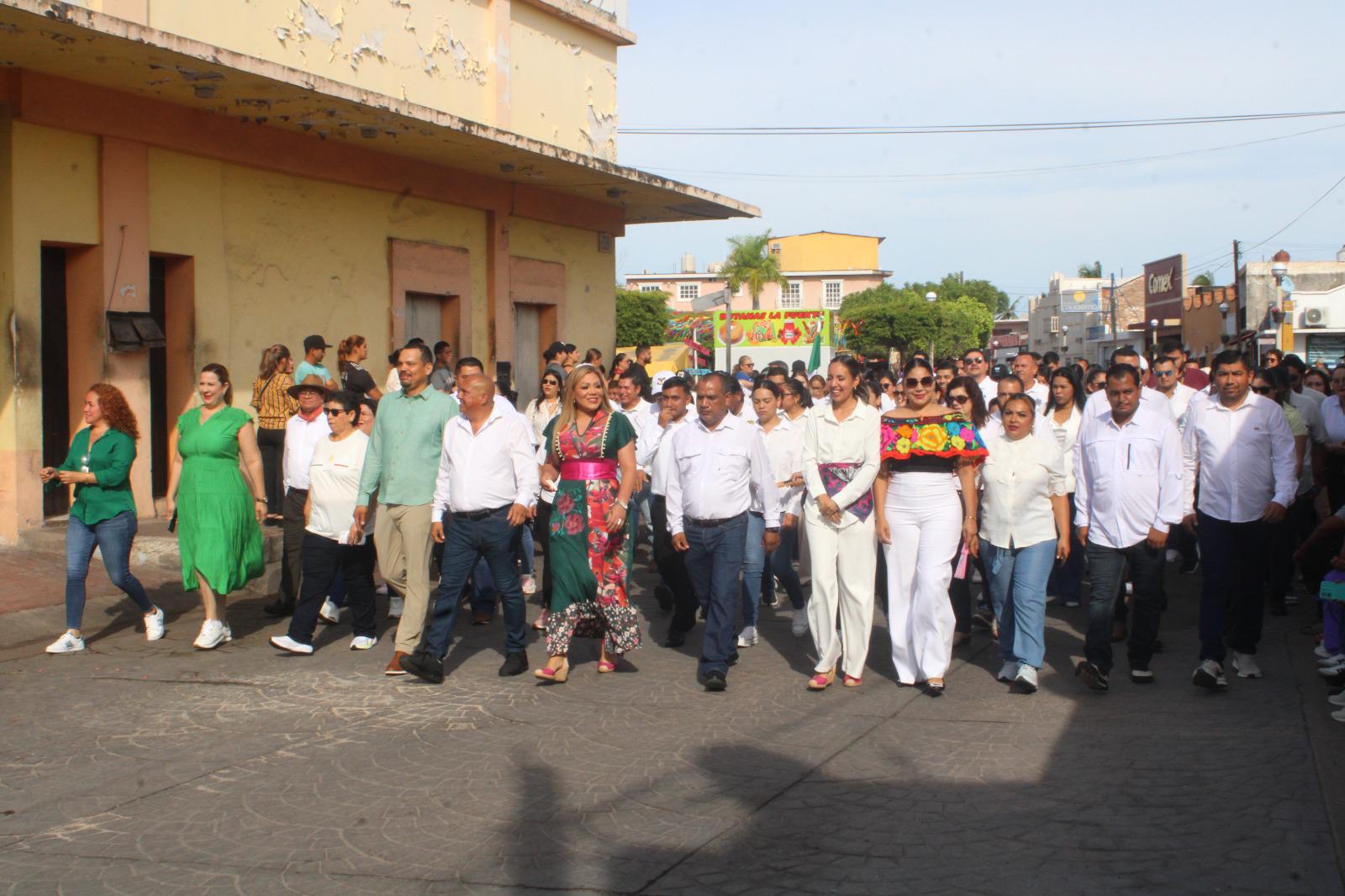 $!Conmemoran en Rosario el 215 aniversario de la Independencia de México