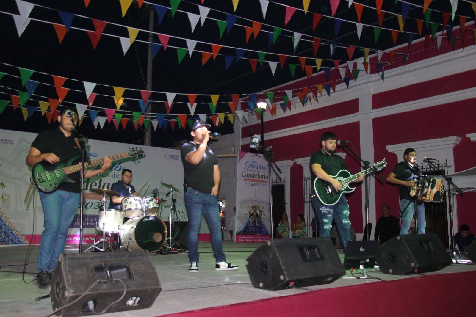 $!La música norteña se hizo presente.