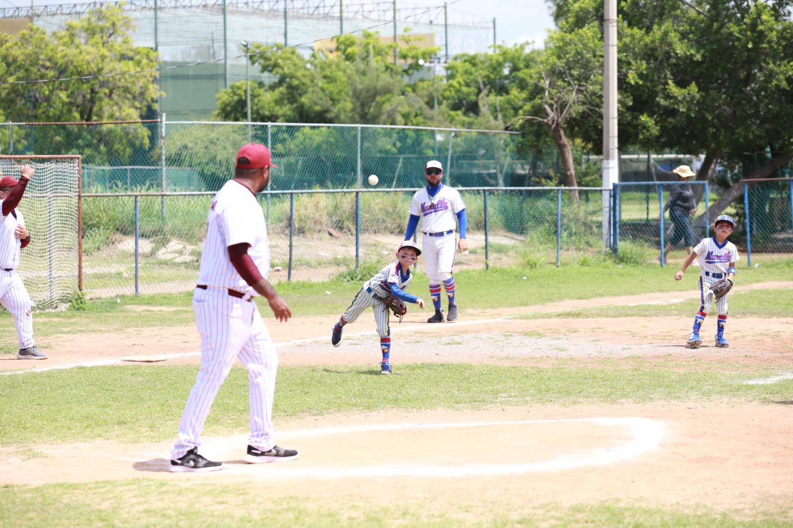 $!Muralla A sella pase a siguiente ronda en Nacional de Beisbol Escuelita