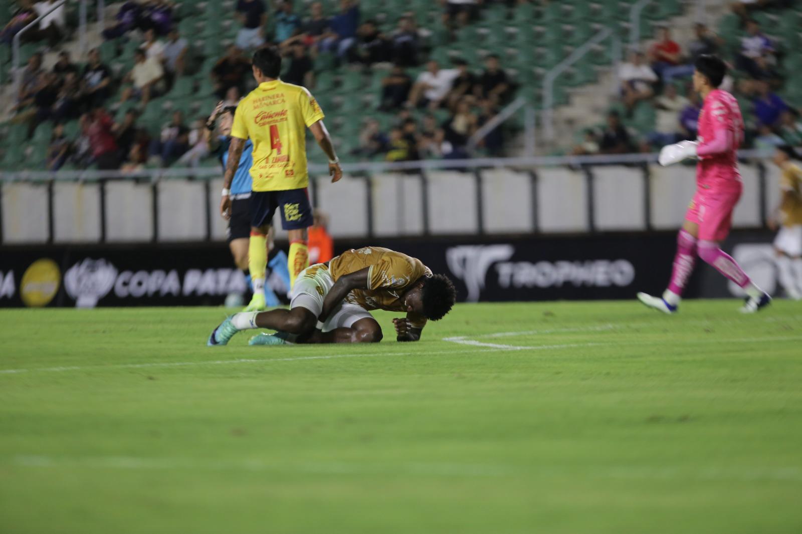 $!Dorados deja ir el empate desde el penal y cae 0-1 ante Atlético Morelia en Mazatlán