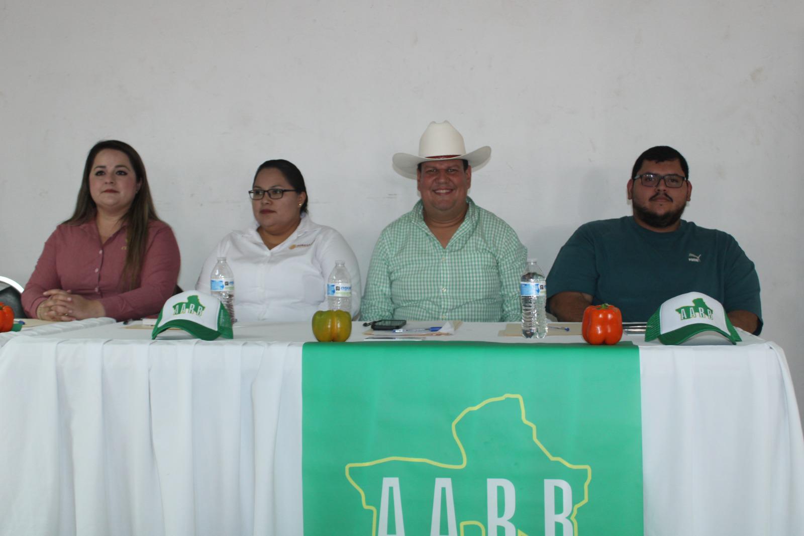 $!Los principales retos actuales de la AARB son el cuidado del agua, comercialización y bajar costos: Presidente