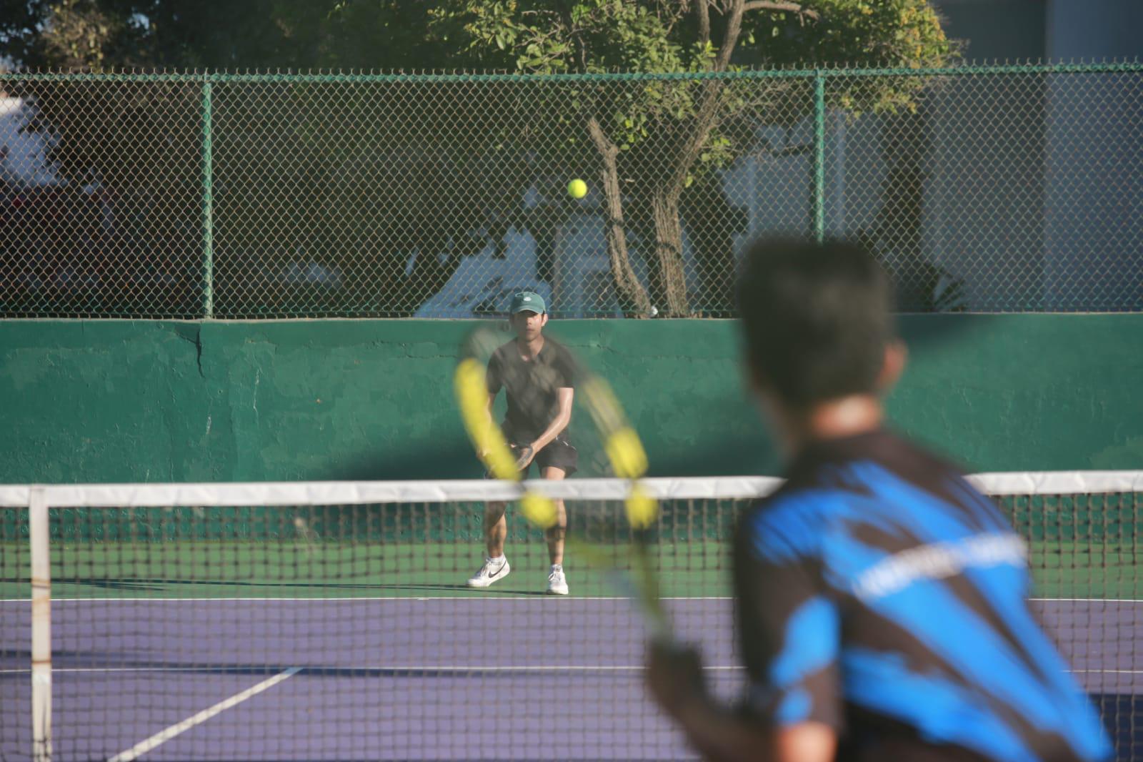 $!Suman tenistas valiosos triunfos en Copa Amstel Ultra