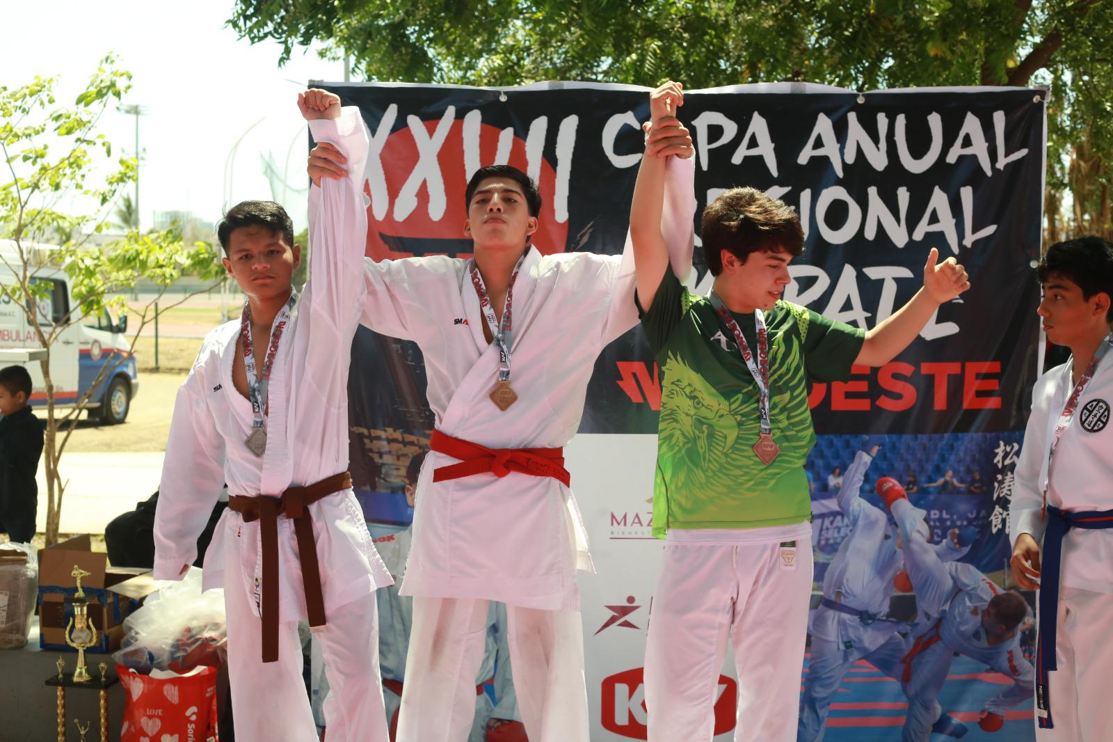 $!Juan Luis Hernández conquista el título de campeón de campeones en la Copa Noroeste