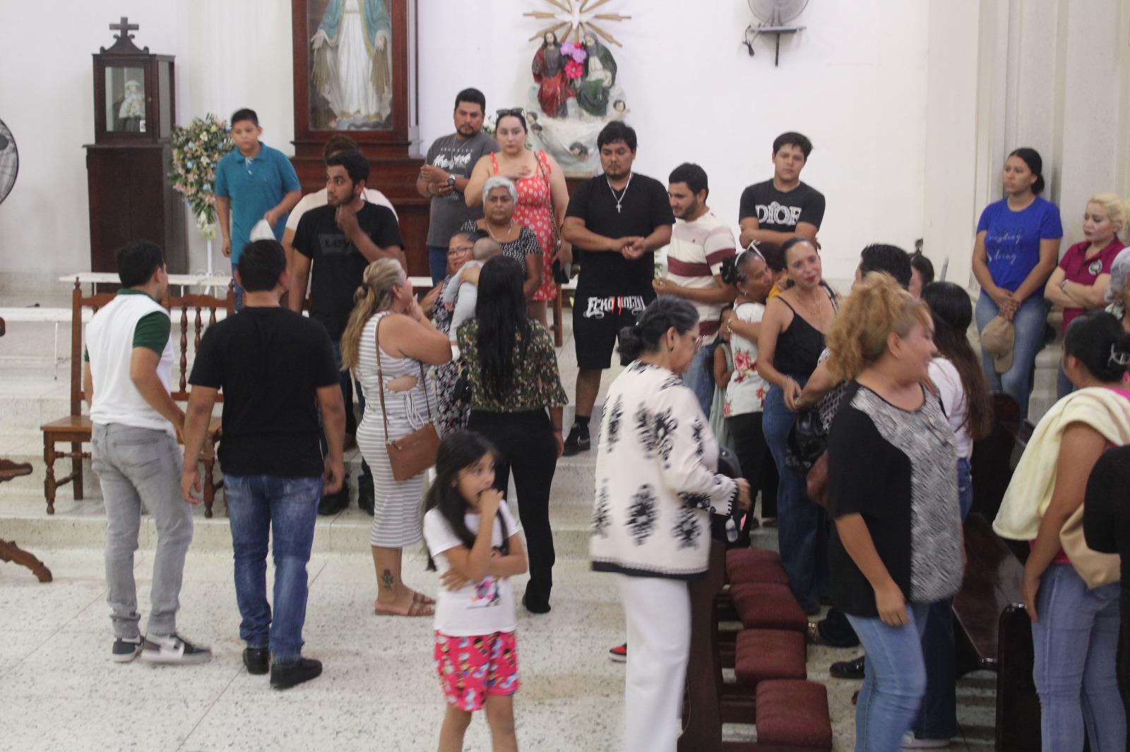 $!Ofrecen misa por el regreso de jóvenes desaparecidos, en Rosario