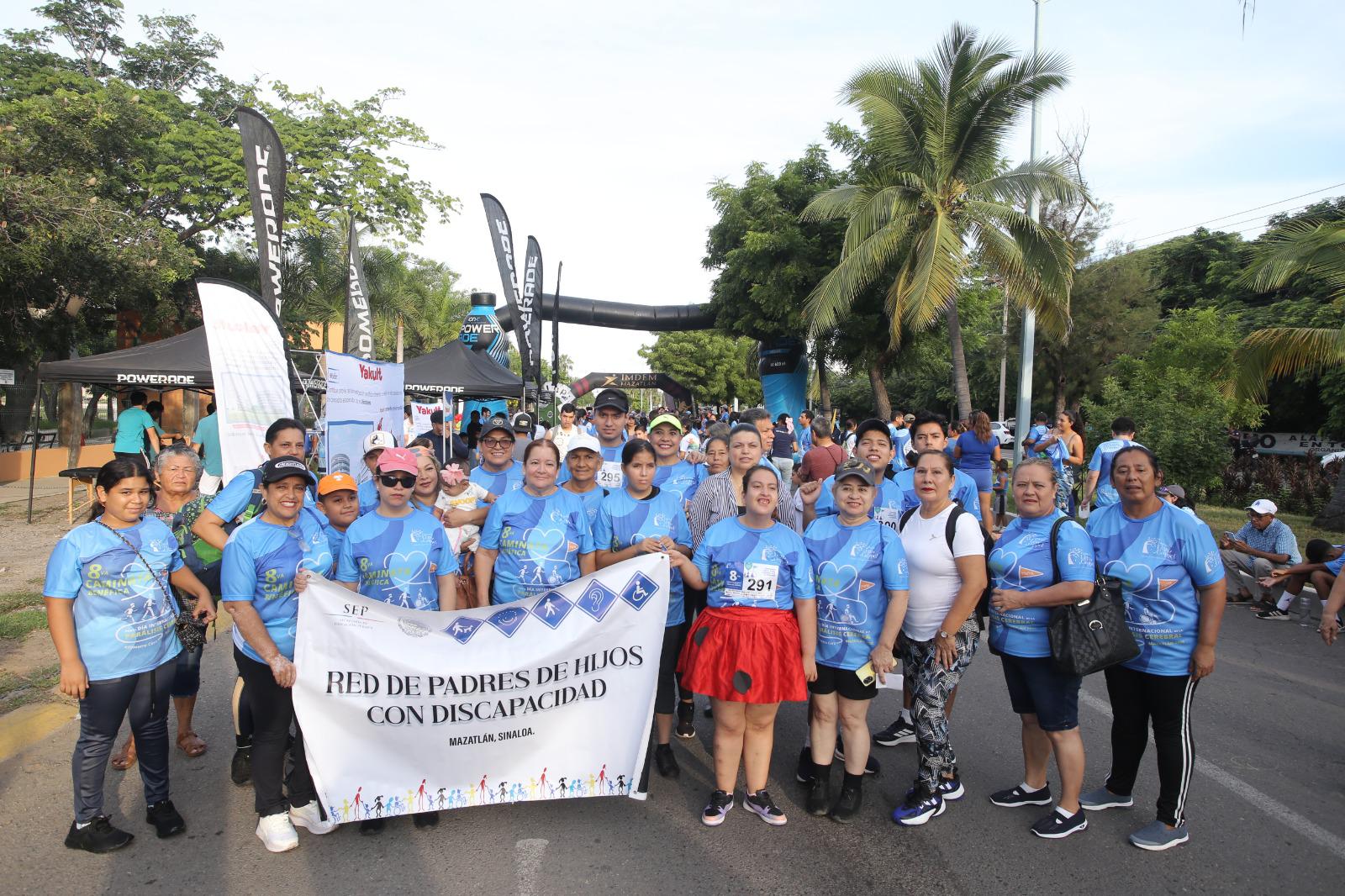 $!Integrantes de la Red de padres con hijos con discapacidad, estuvieron muy entusiastas en el evento.