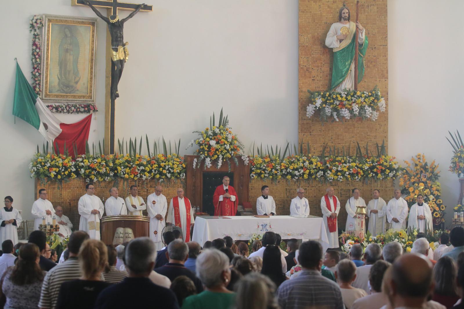 $!Piden a San Judas Tadeo por la paz en Mazatlán, en Sinaloa y en México