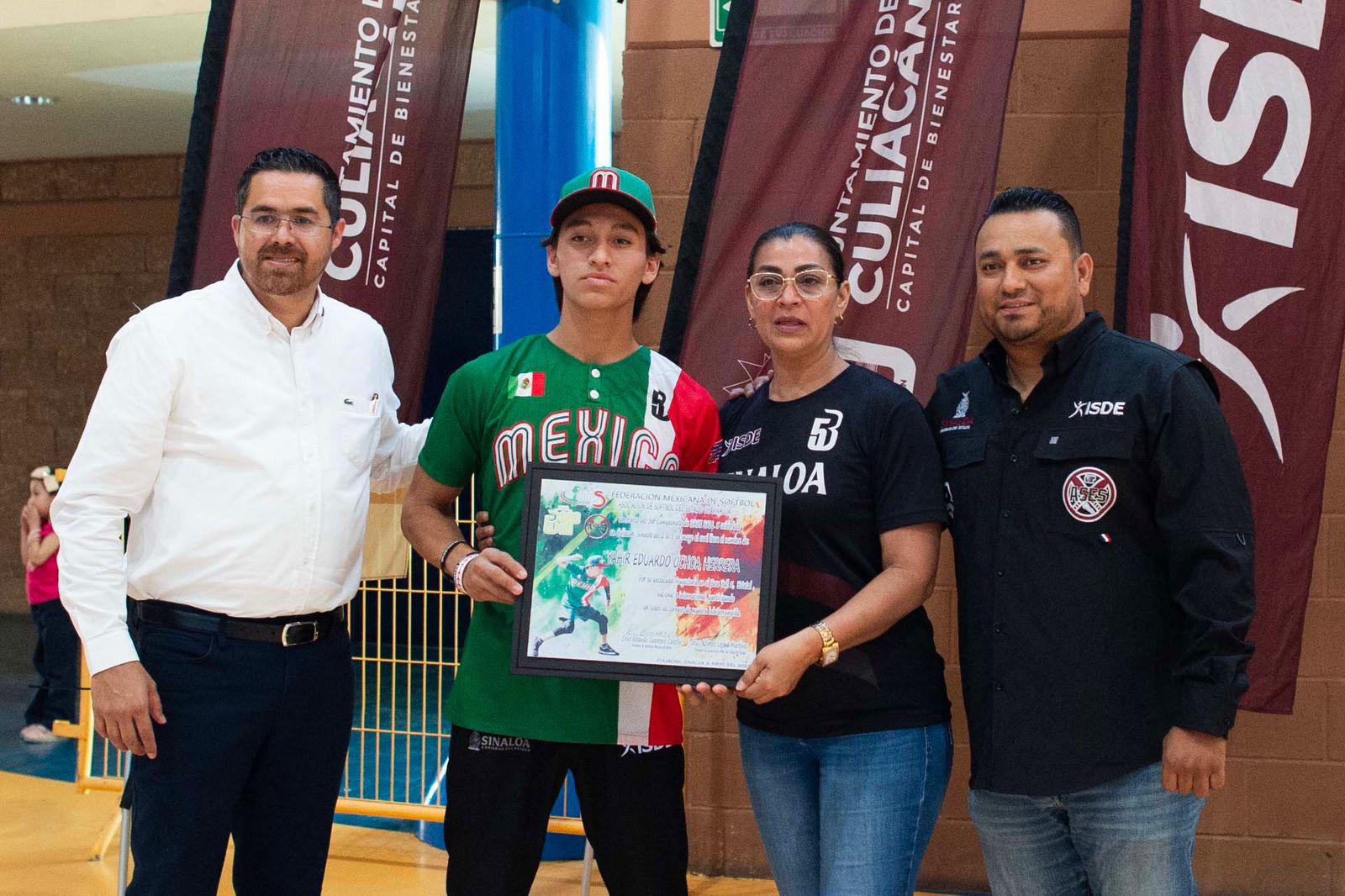$!Arranca en Culiacán el Campeonato Nacional de Beisbol 5 con triple homenaje