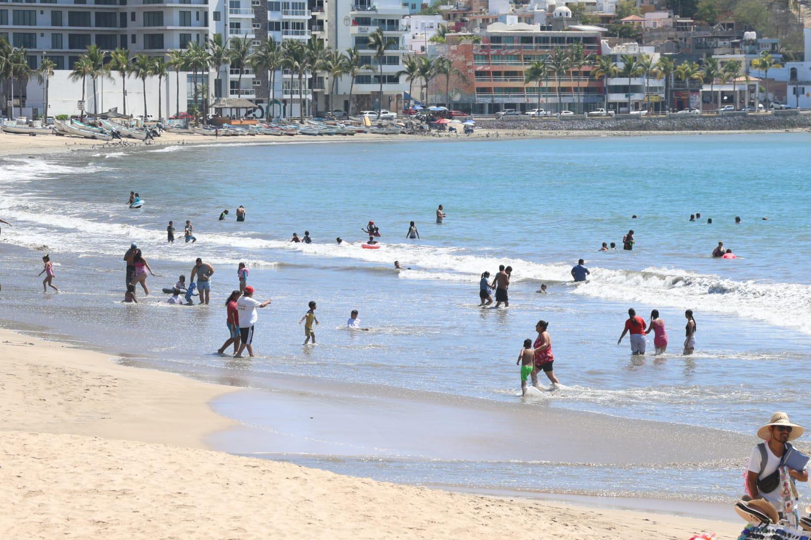 $!Se reactiva economía de Mazatlán por Día de las Madres