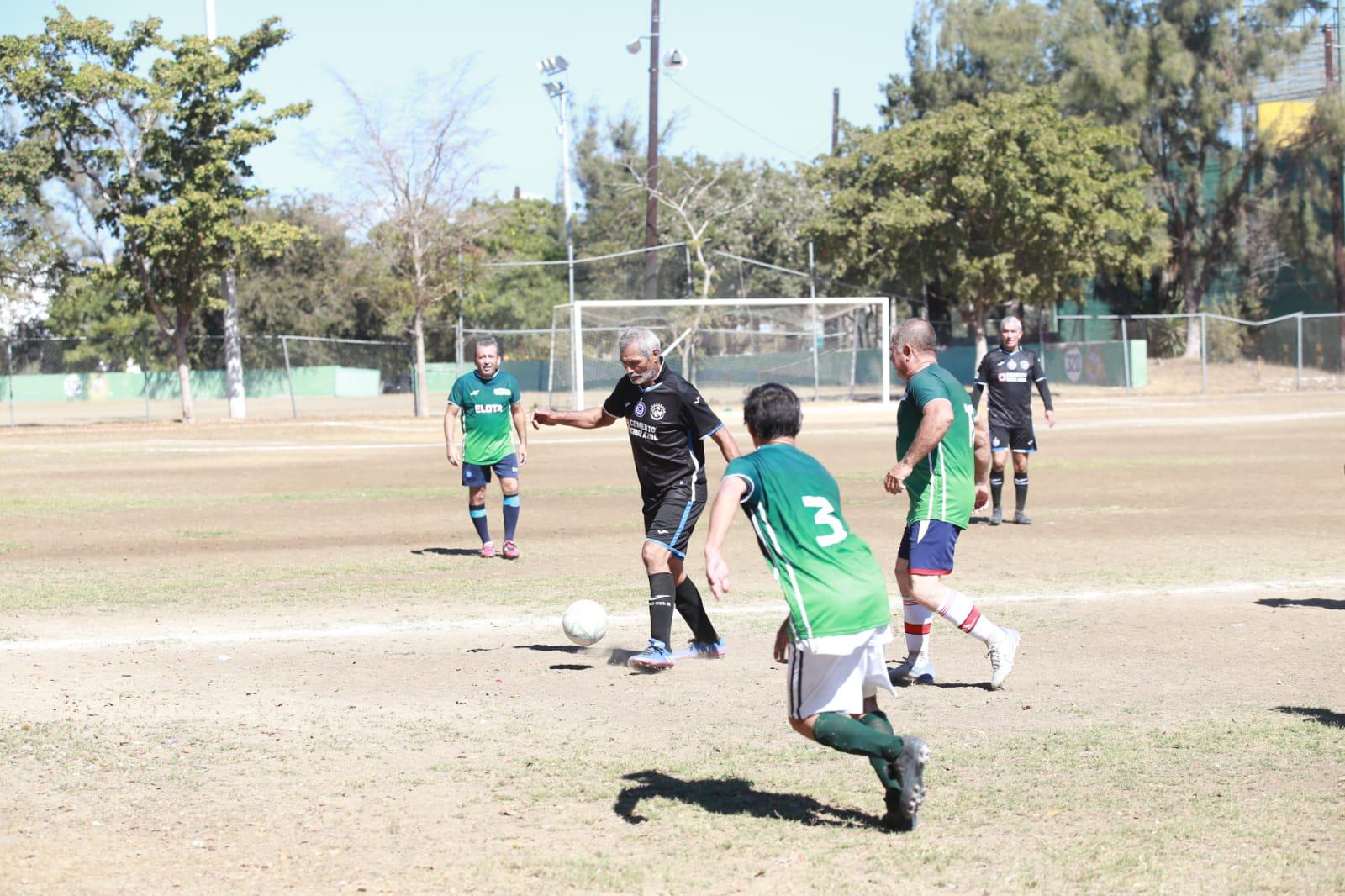 $!La Cruz de Elota y Mazatlán se coronan en Torneo Regional Centenario