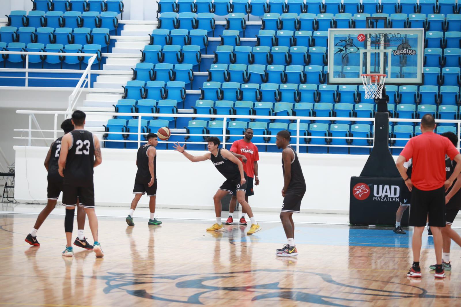 $!Venados Basketball entra al trabajo en cancha en su pretemporada