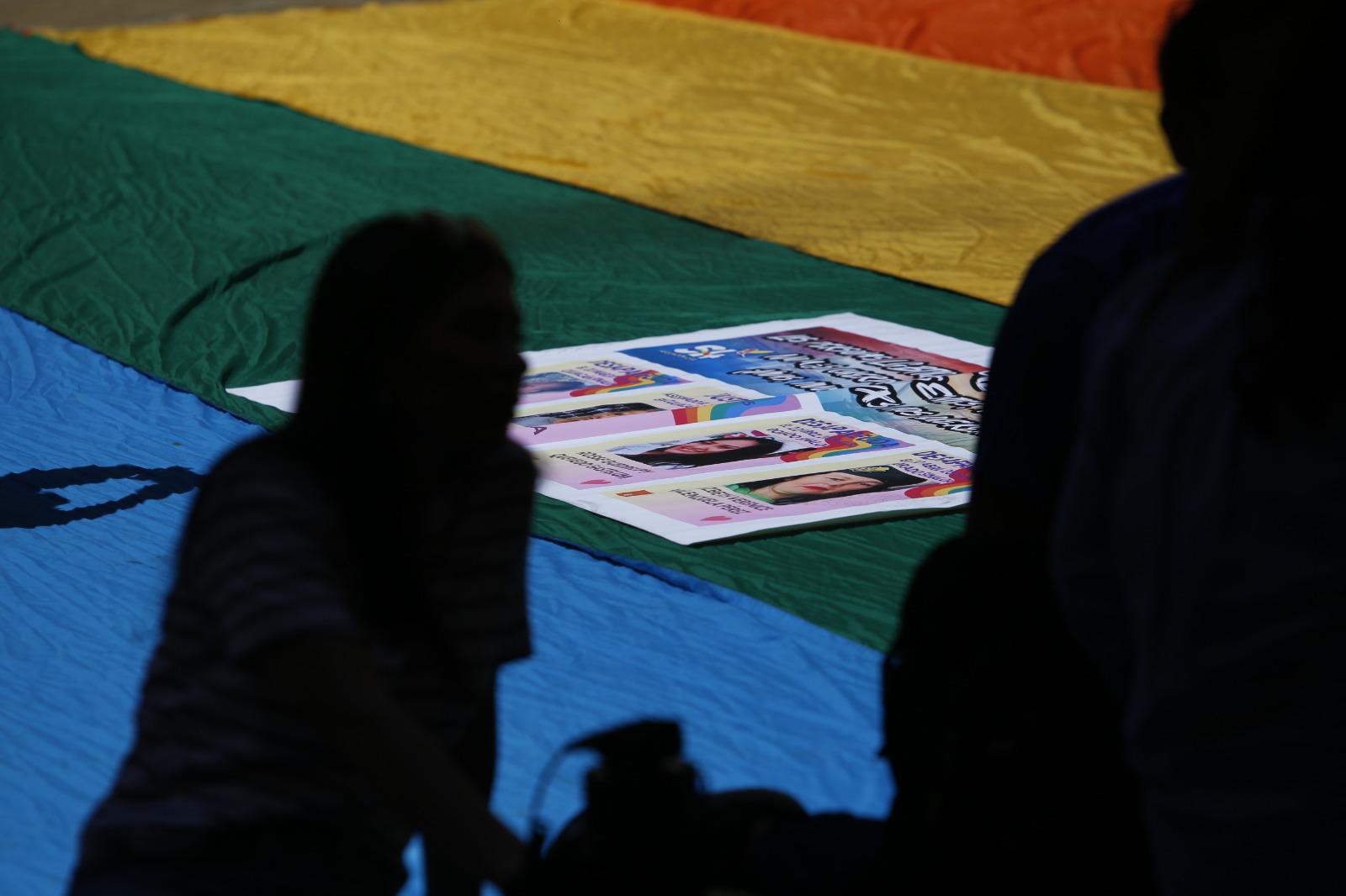 $!Colectivos LGBT exigen atención y justicia para los crímenes de odio en contra de La Charis y La Vale