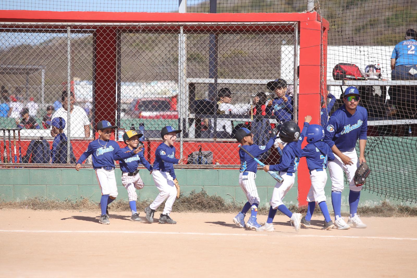 $!Liga Mazatlán hace valer la casa en Copa Carnaval de Beisbol